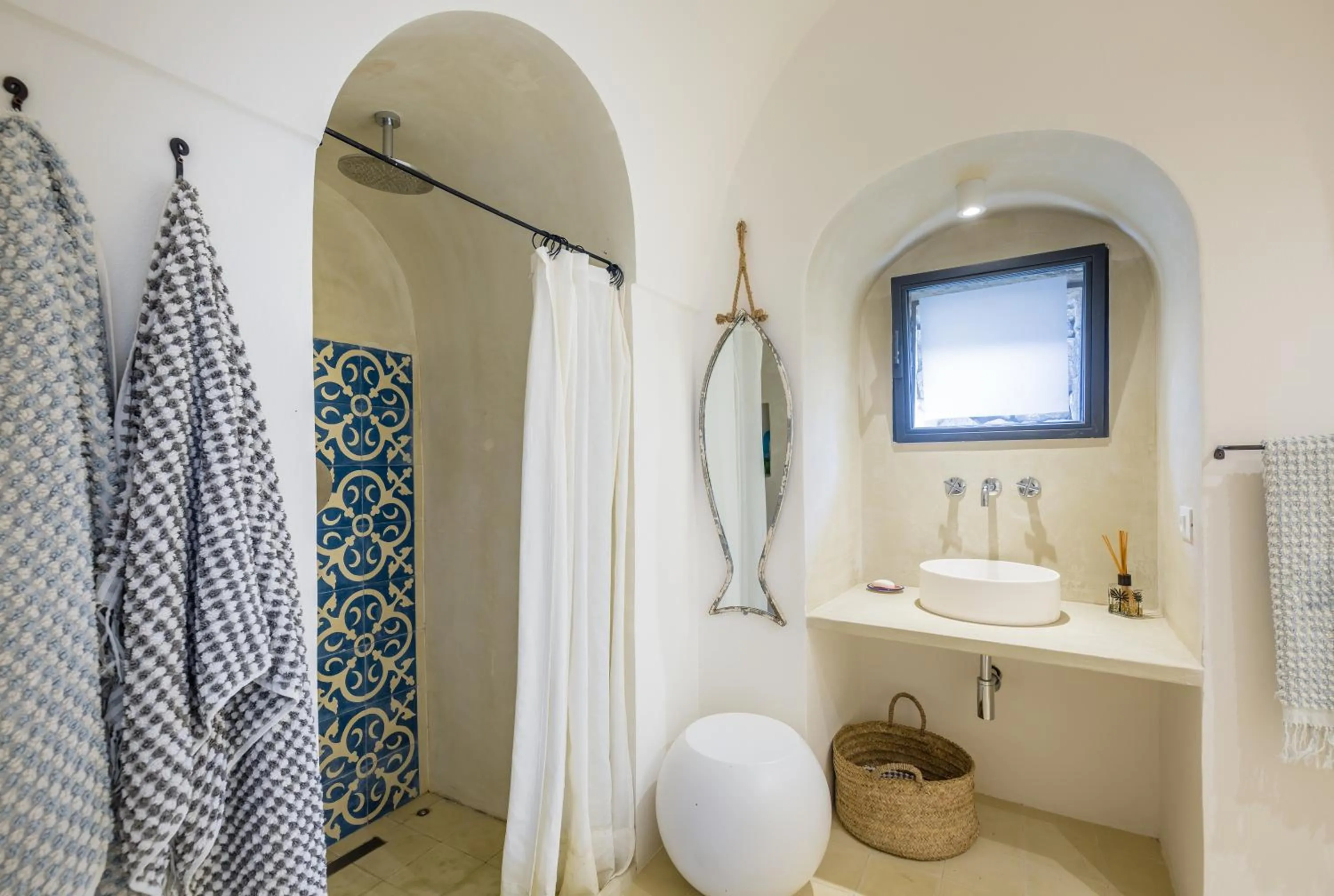 Bathroom in Dammusi Aloe