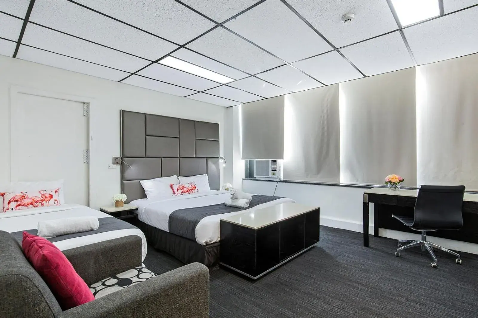 Photo of the whole room in Cosmo on Bank Photo of the whole room in Cosmo on Bank