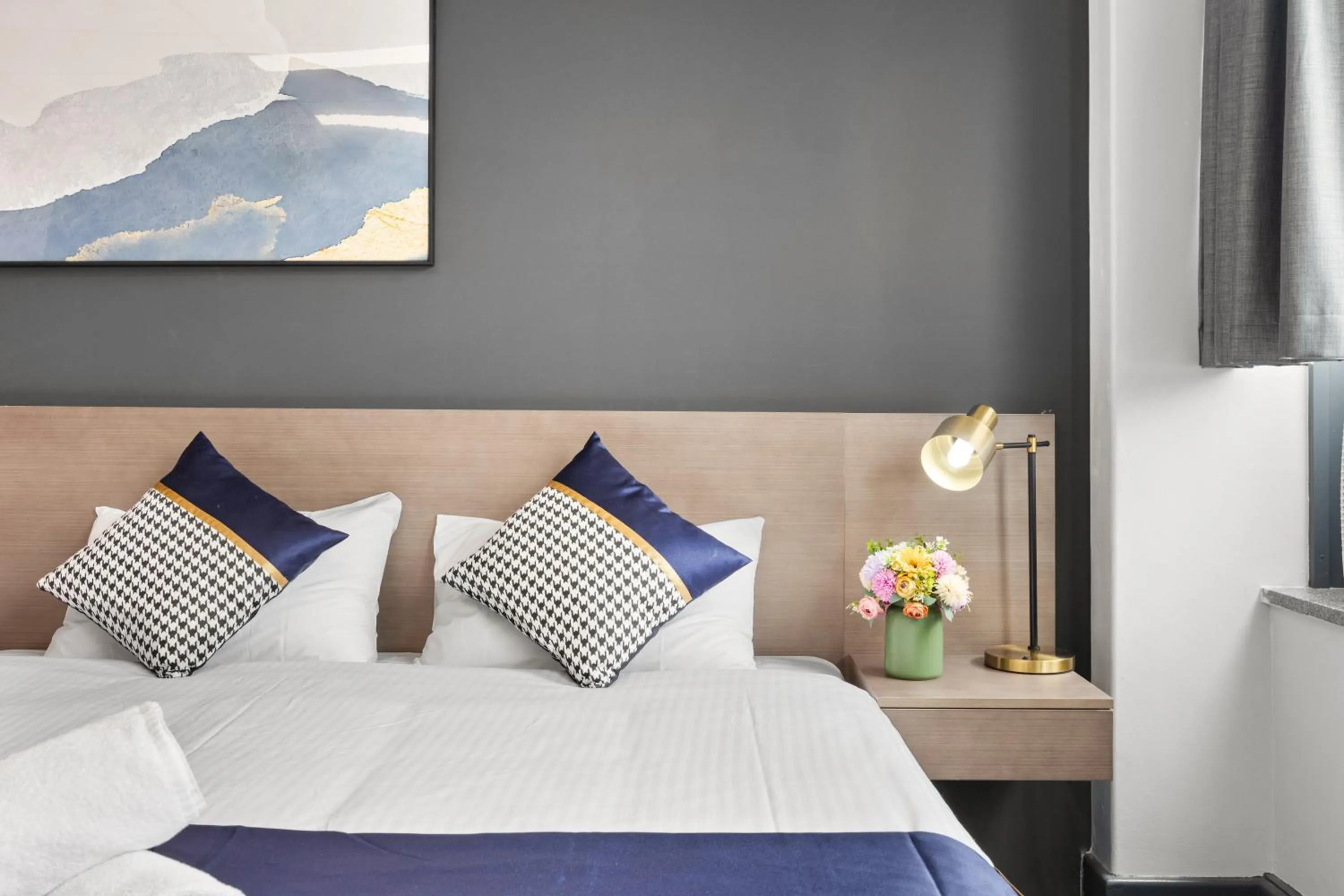 Bed in Cosmo on Bank