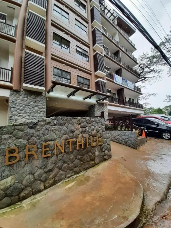 Property building in Brenthill Condominium