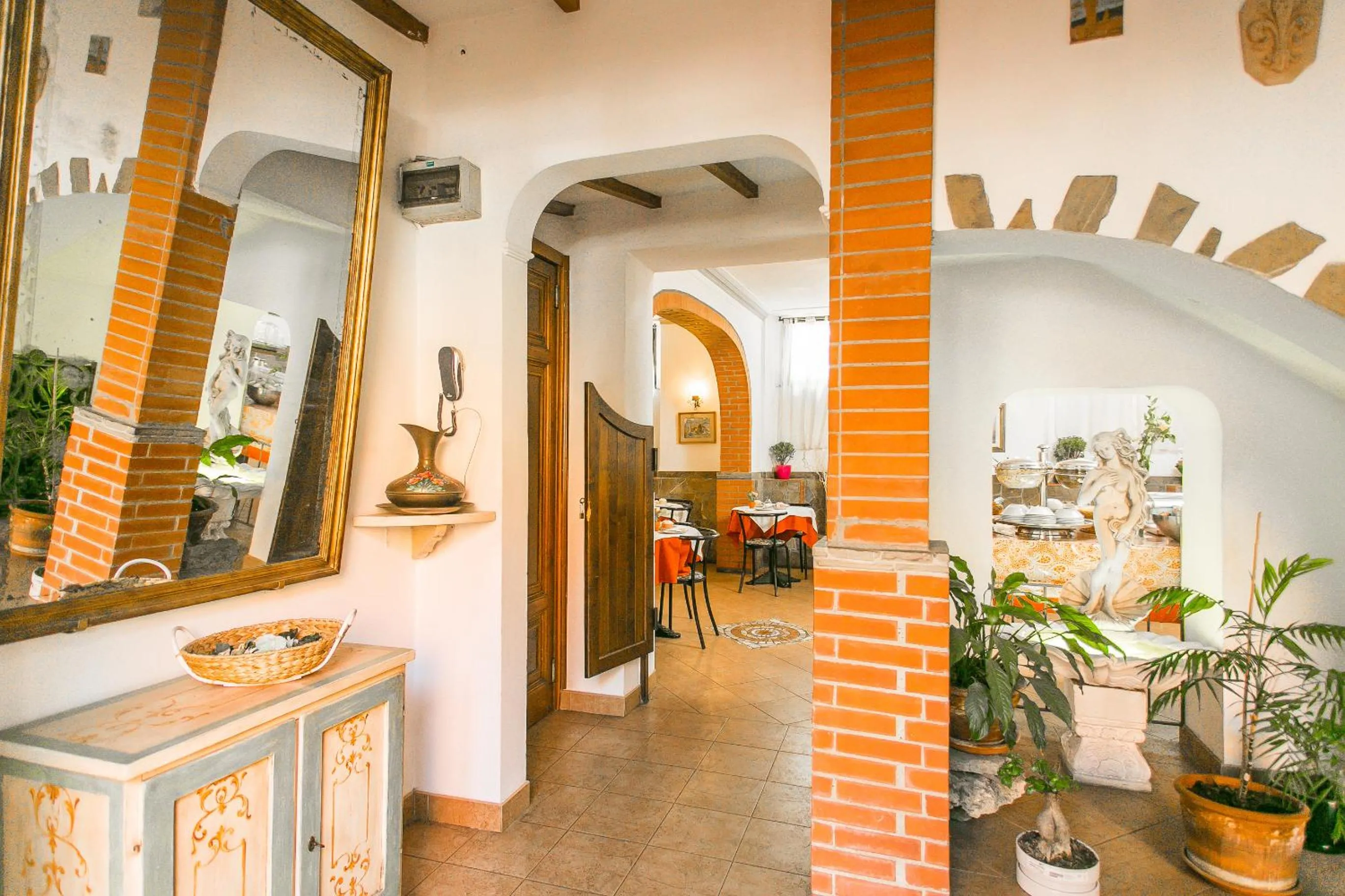 Breakfast in Hotel Arno Bellariva