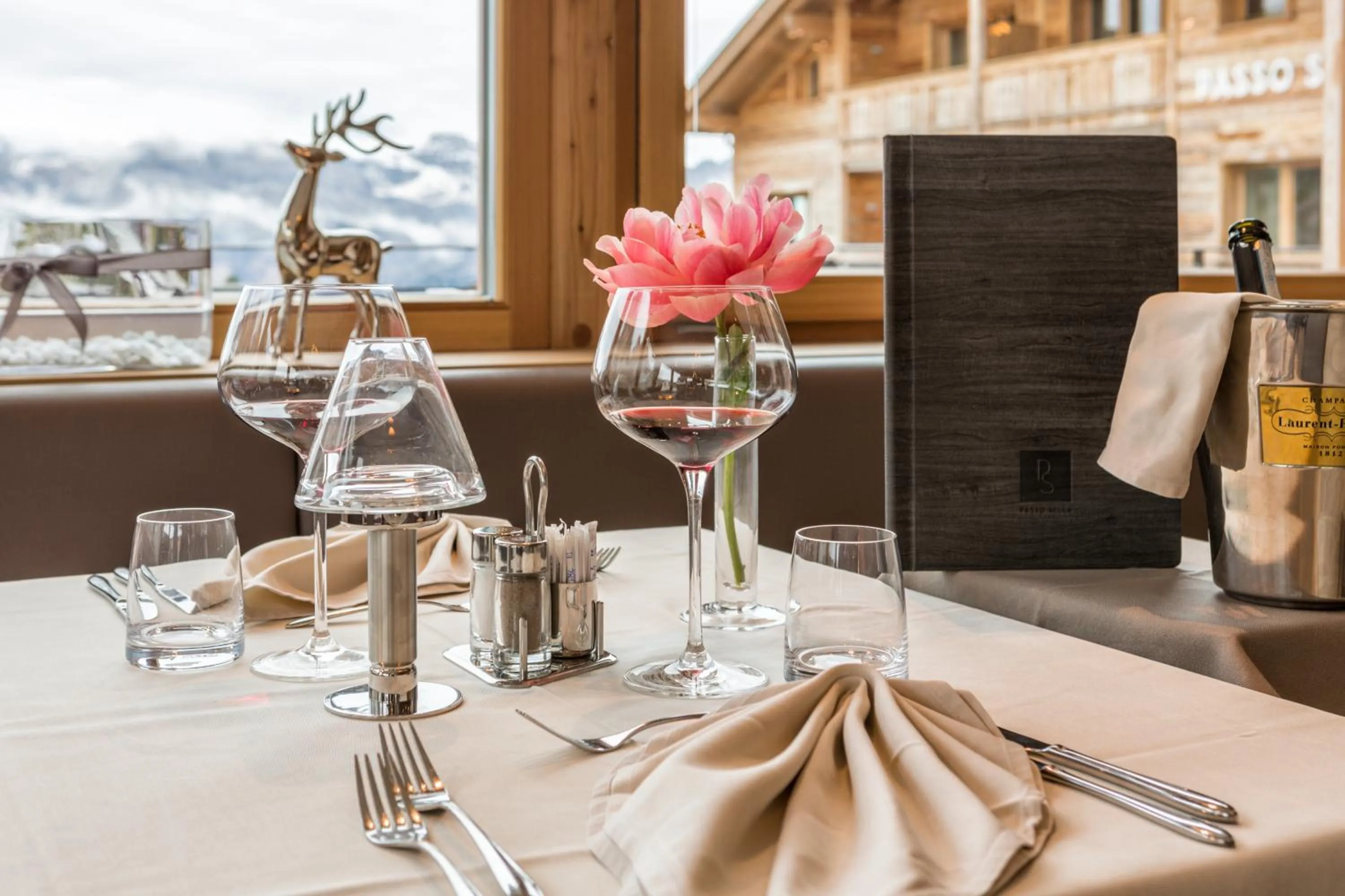 Restaurant/places to eat in Passo Sella Dolomiti Mountain Resort