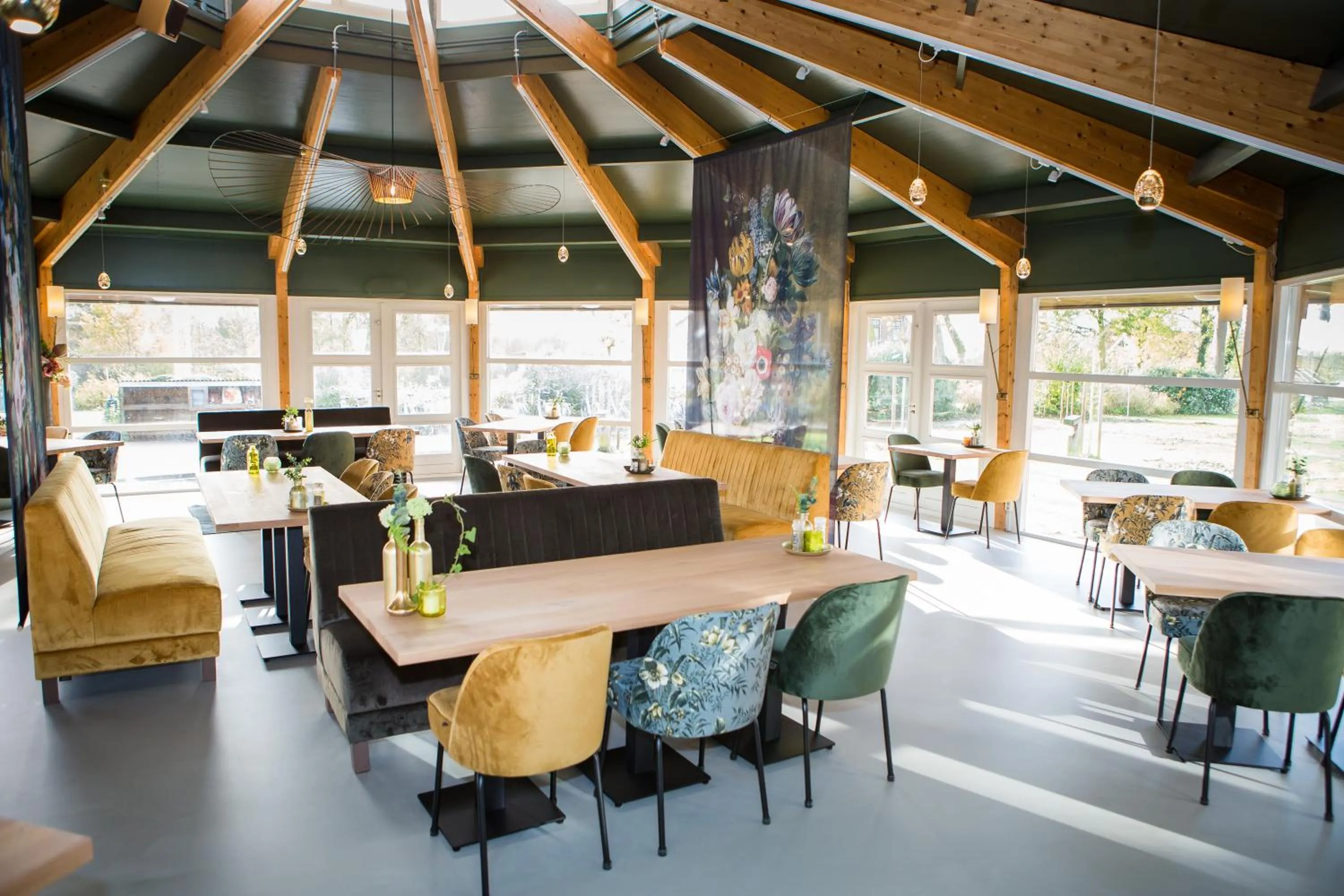 Restaurant/places to eat in Hotel Bornholm