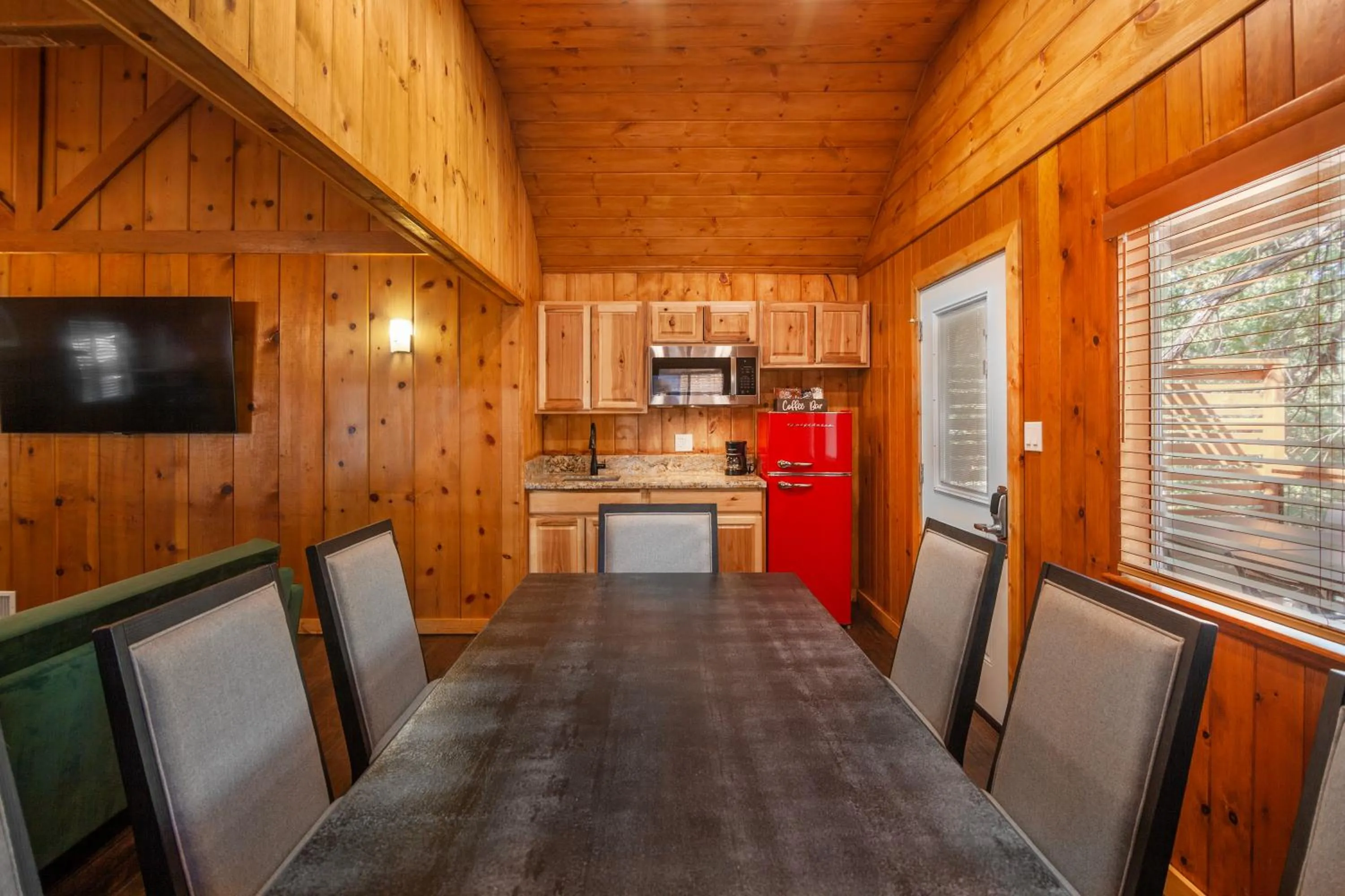 Tahquitz Pines Retreat