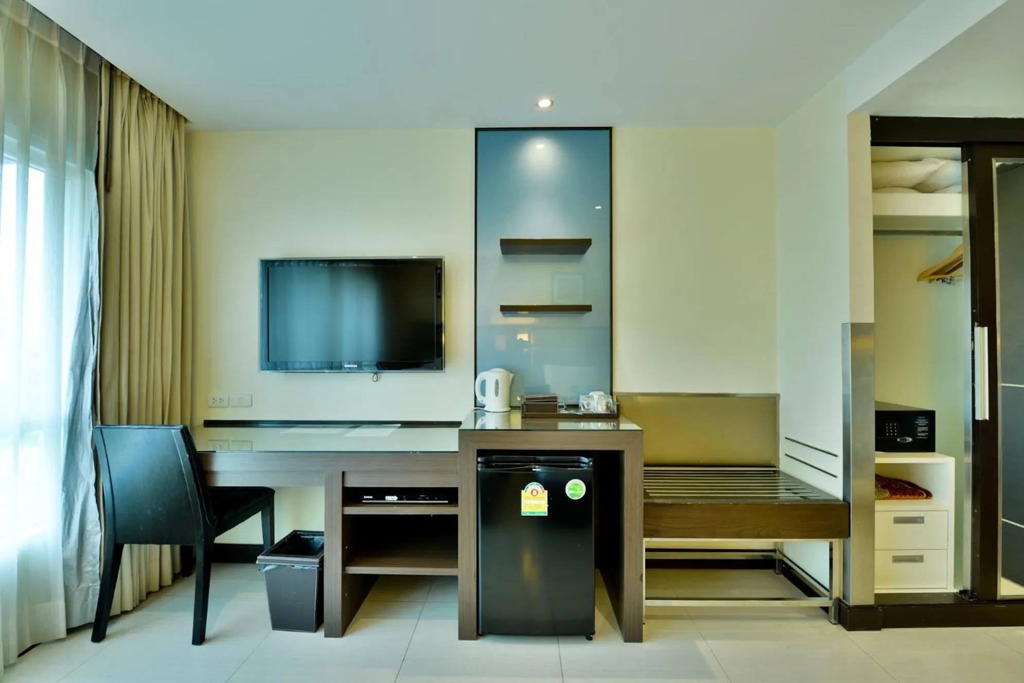 TV and multimedia in The Prestige Nana