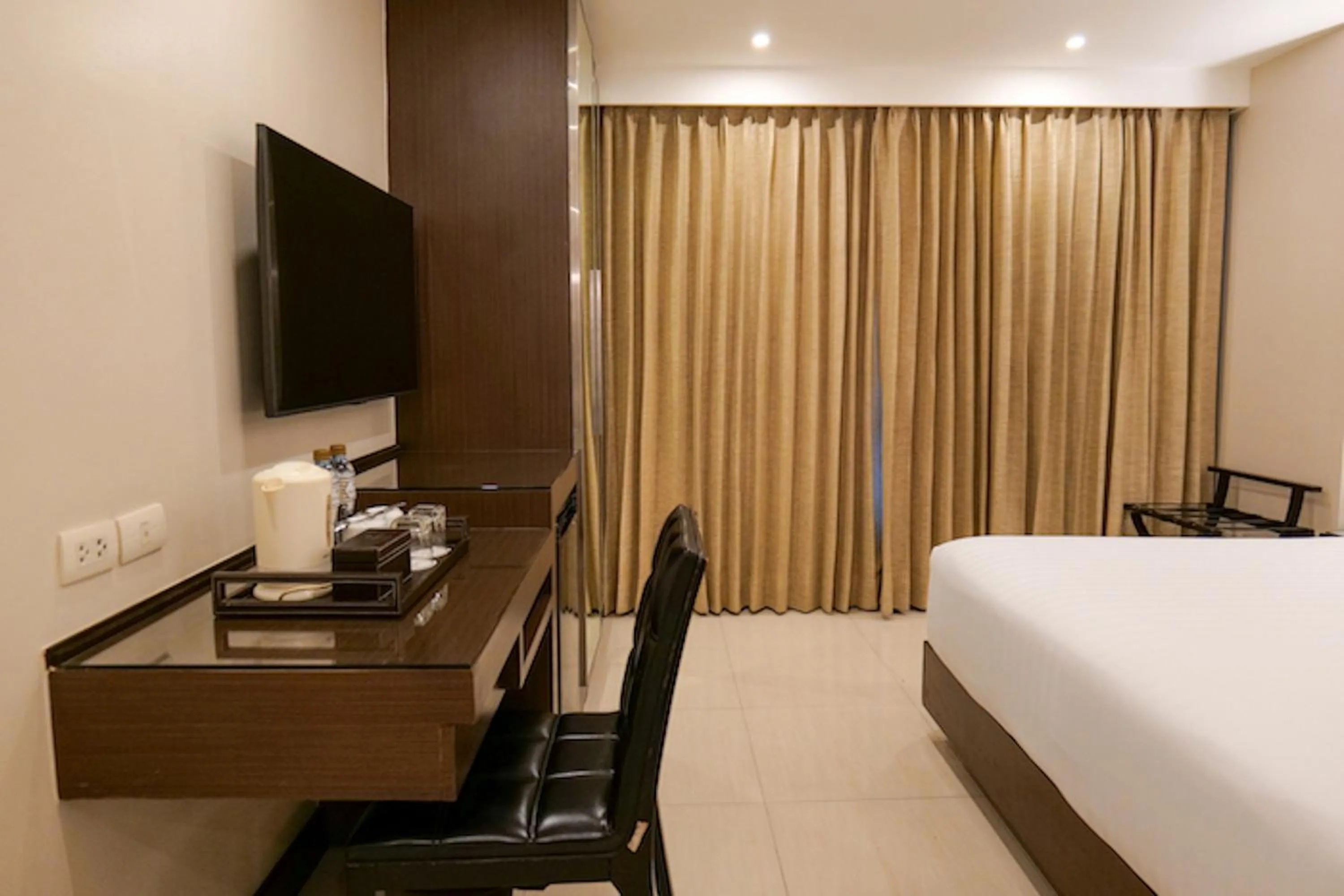 TV and multimedia, Bed in The Prestige Nana