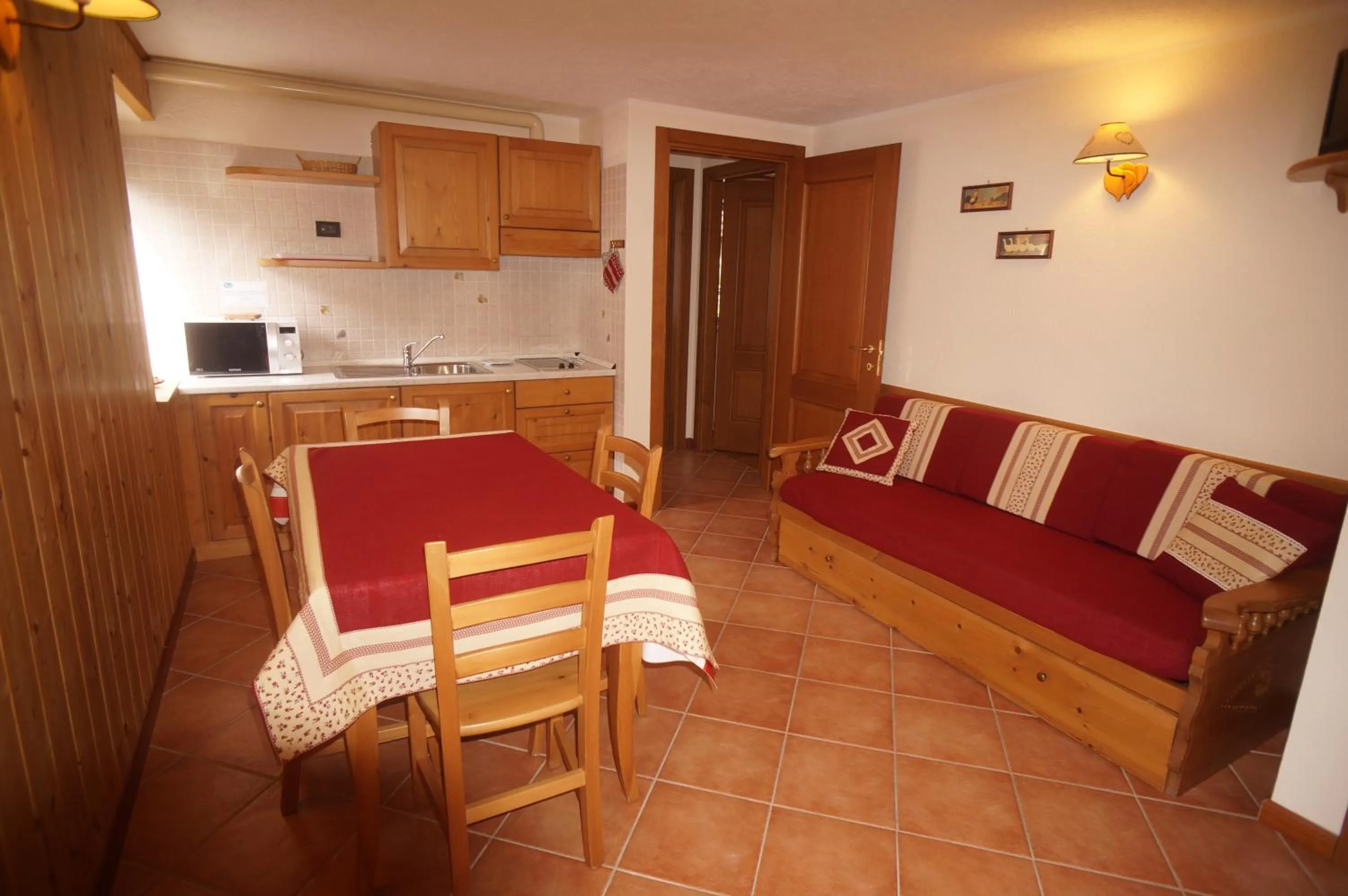 Kitchen or kitchenette in Hotel Aiguille Noire