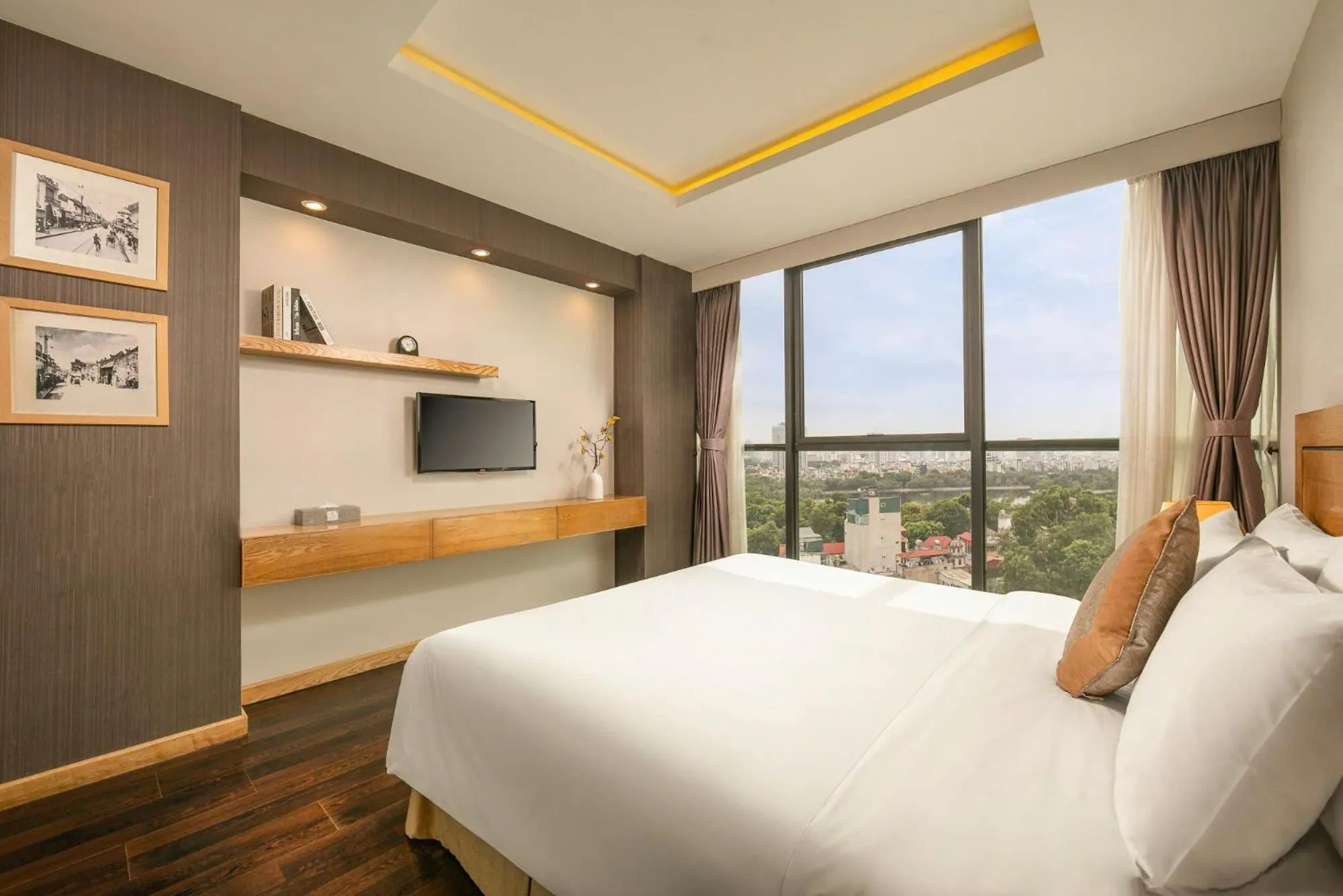 Bed in Parkside Sunline Hotel