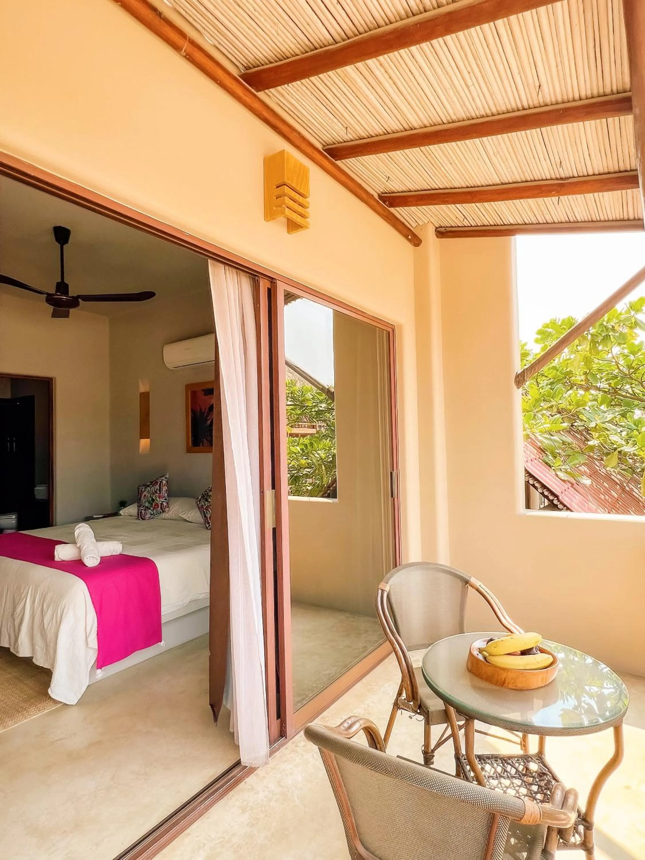 Bed in Punta Arena Surf Suites