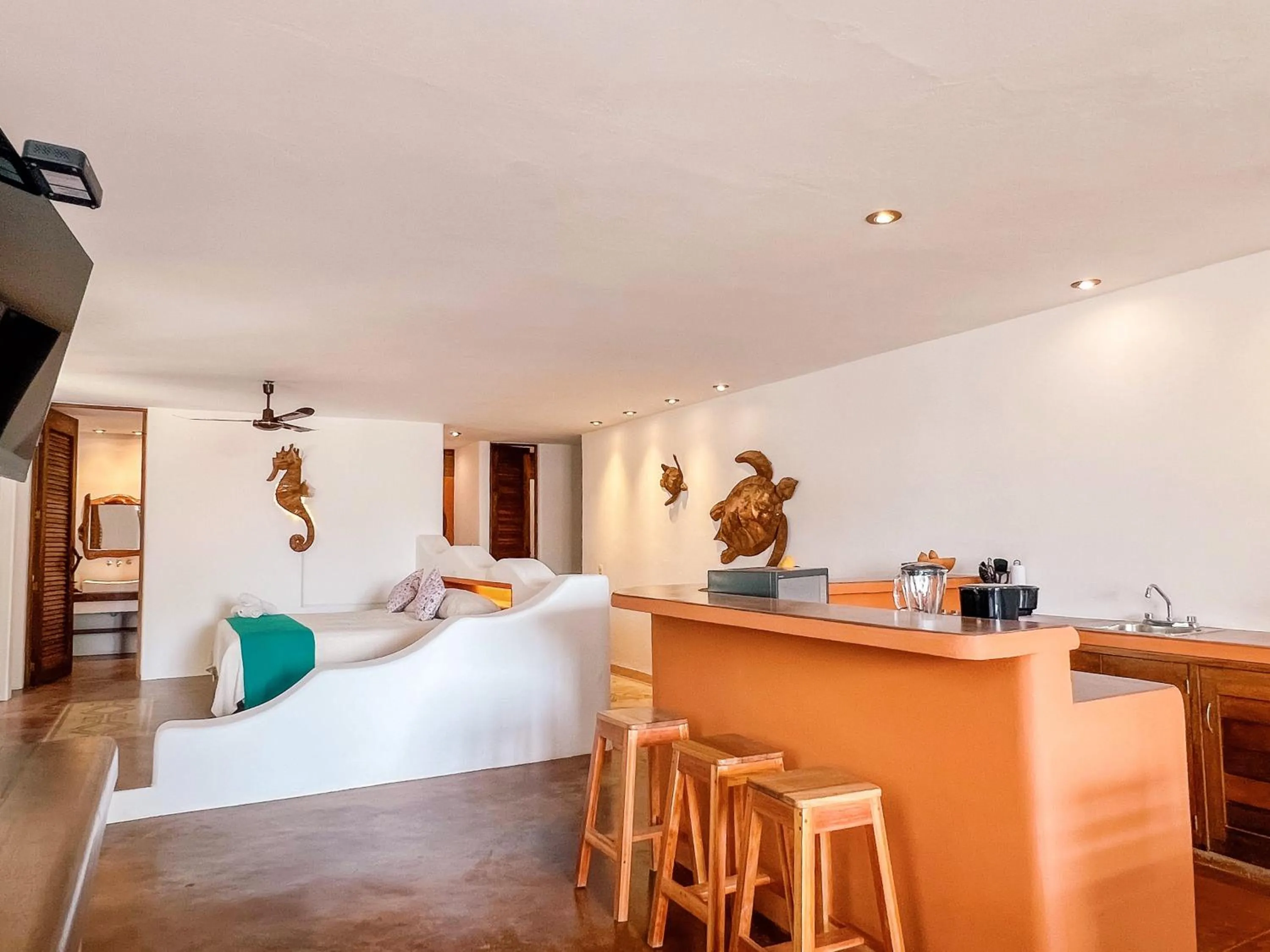 Bed in Punta Arena Surf Suites