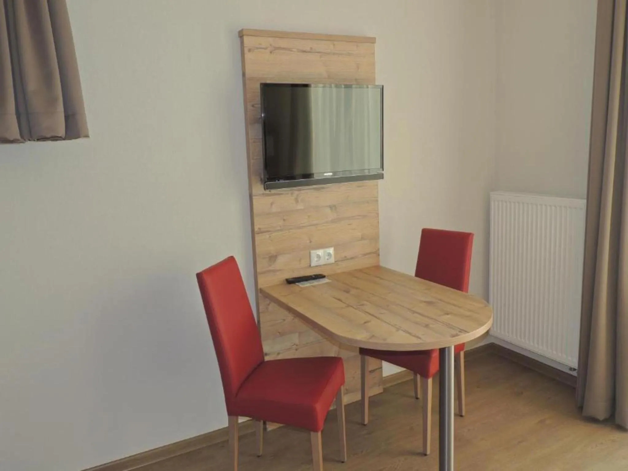 TV and multimedia in Hotel-Gasthof Neue Post