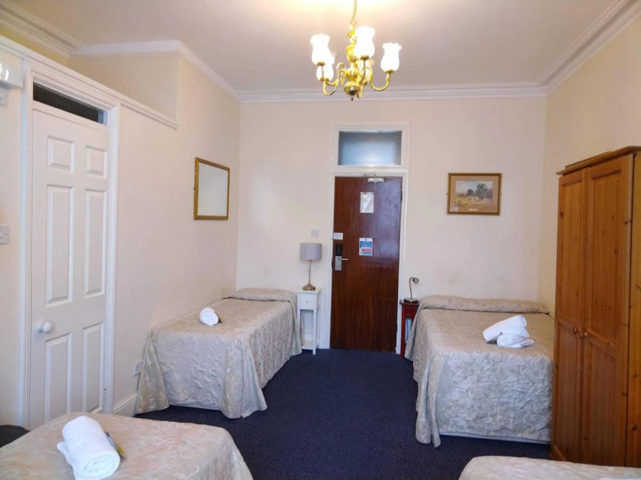 Bedroom, Bed in St Simeon