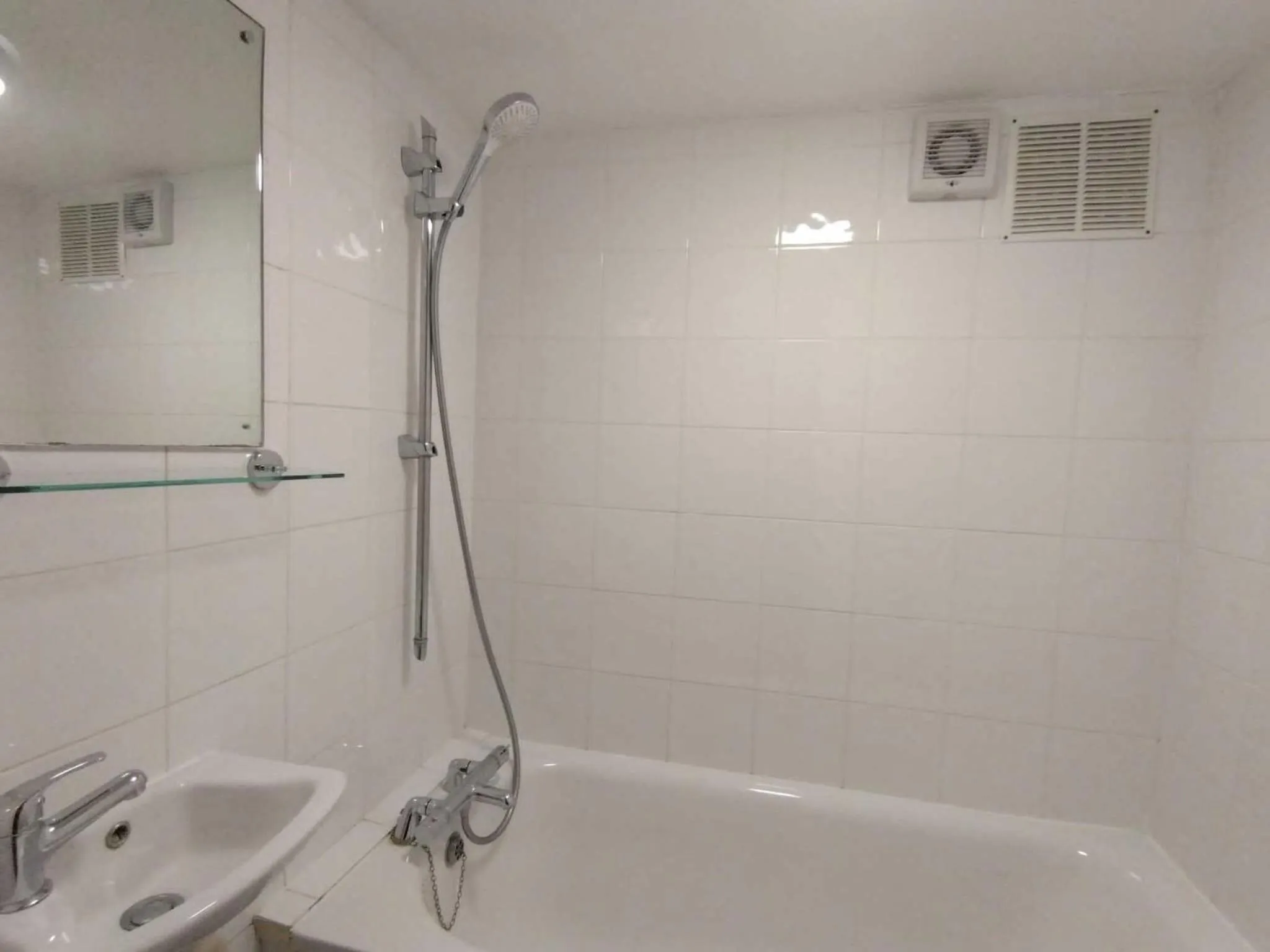 Bathroom in St Simeon