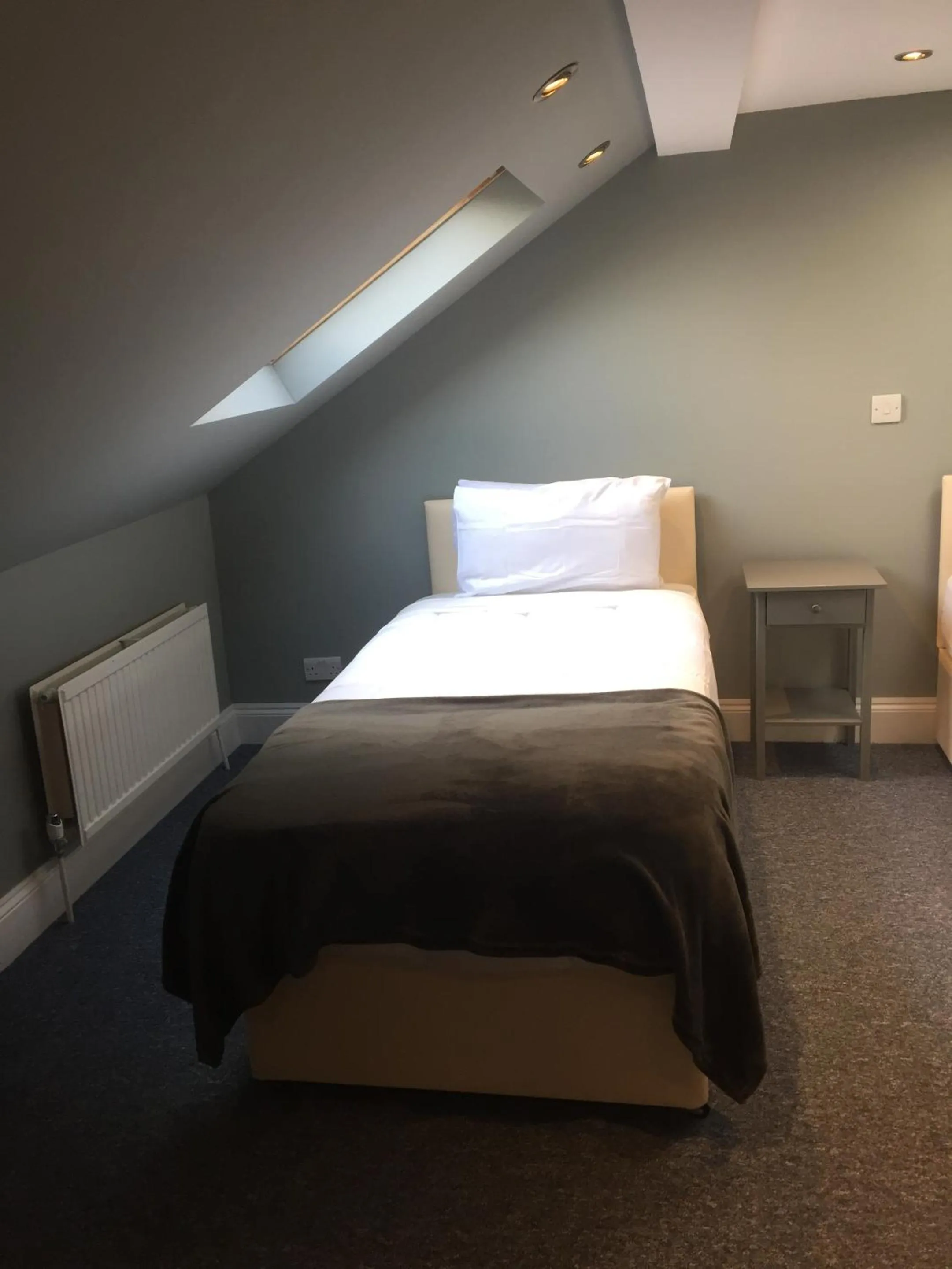 Bedroom, Bed in St Simeon