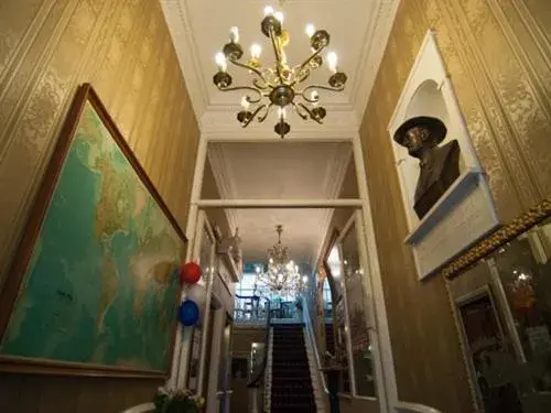 Lobby or reception in St Simeon Lobby or reception in St Simeon