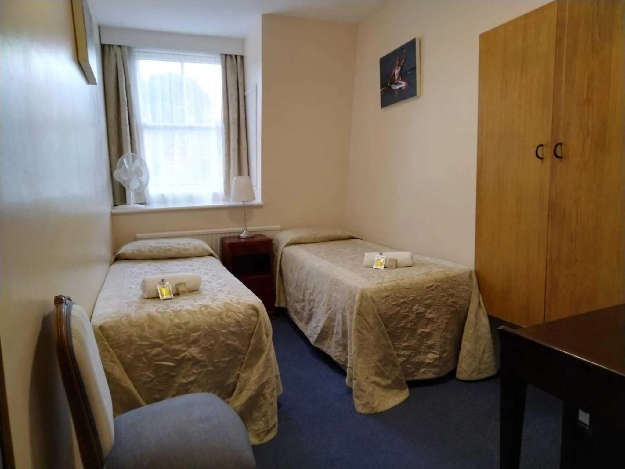 Bedroom, Bed in St Simeon