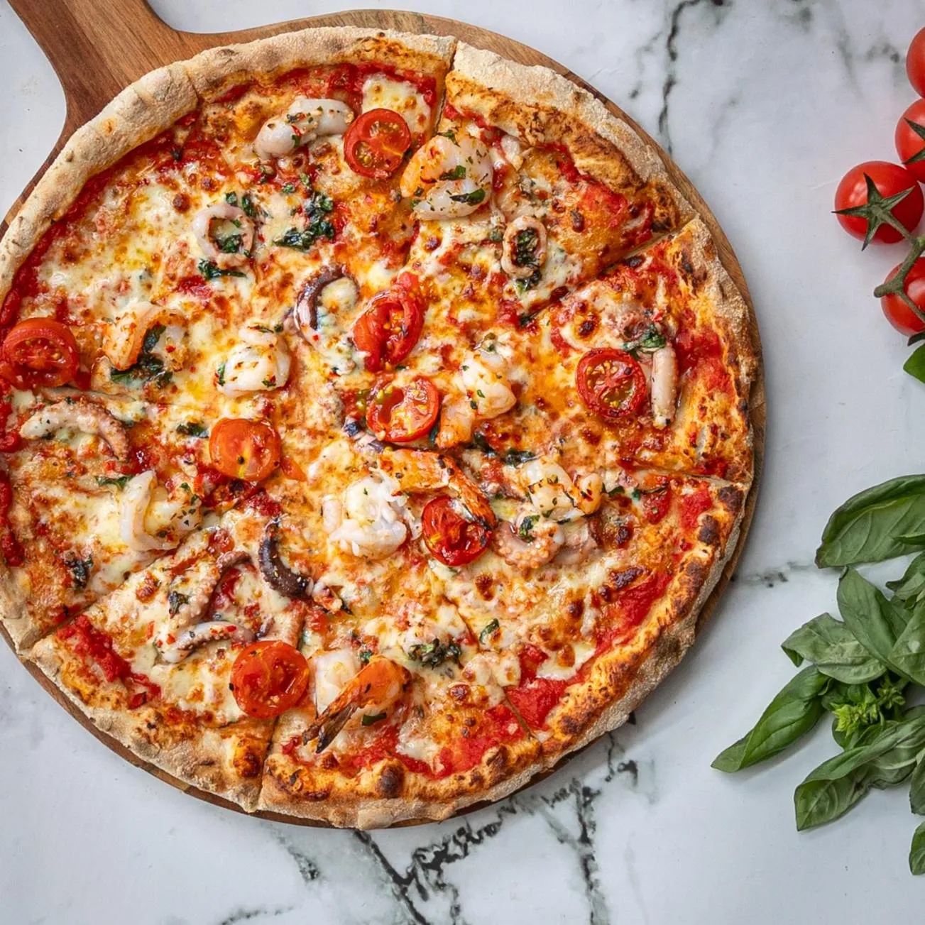 Food in Native Rose Hotel