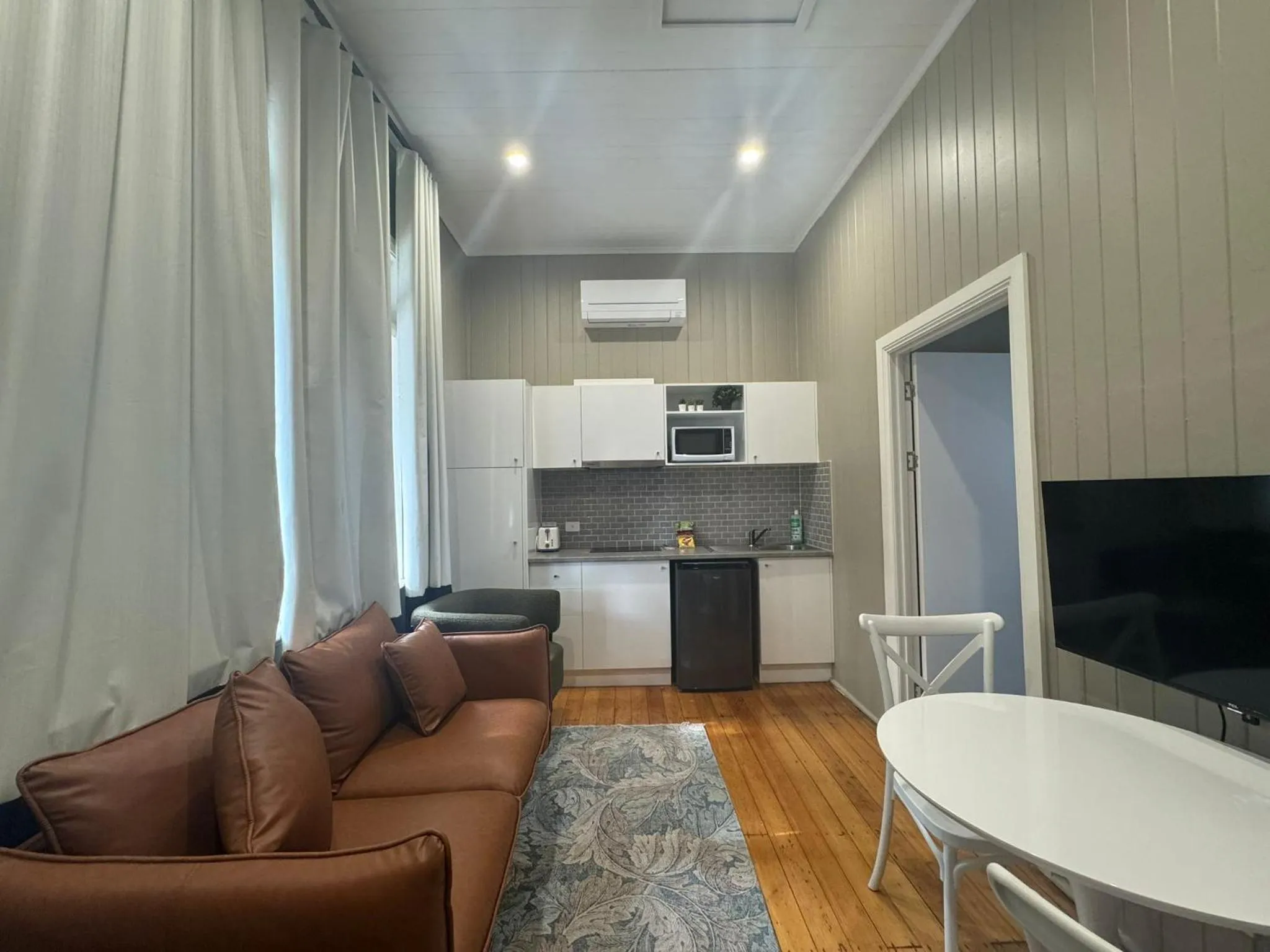 TV and multimedia in K2 Brisbane