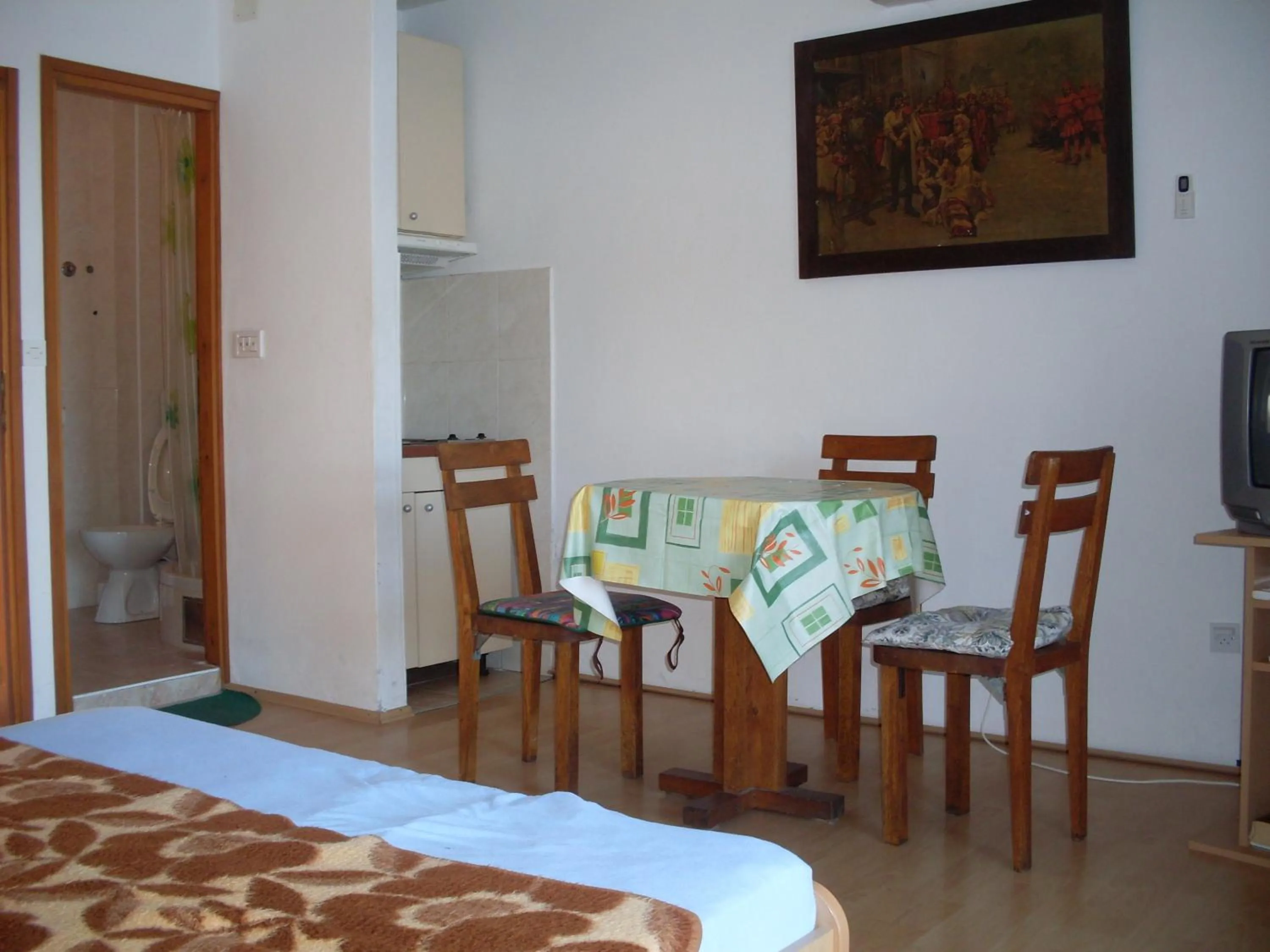 Dining area, Bed in Apartments Acalinović