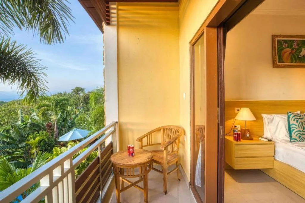 Pool view, Bed in Kelingking Sunset Point Hotel & Spa