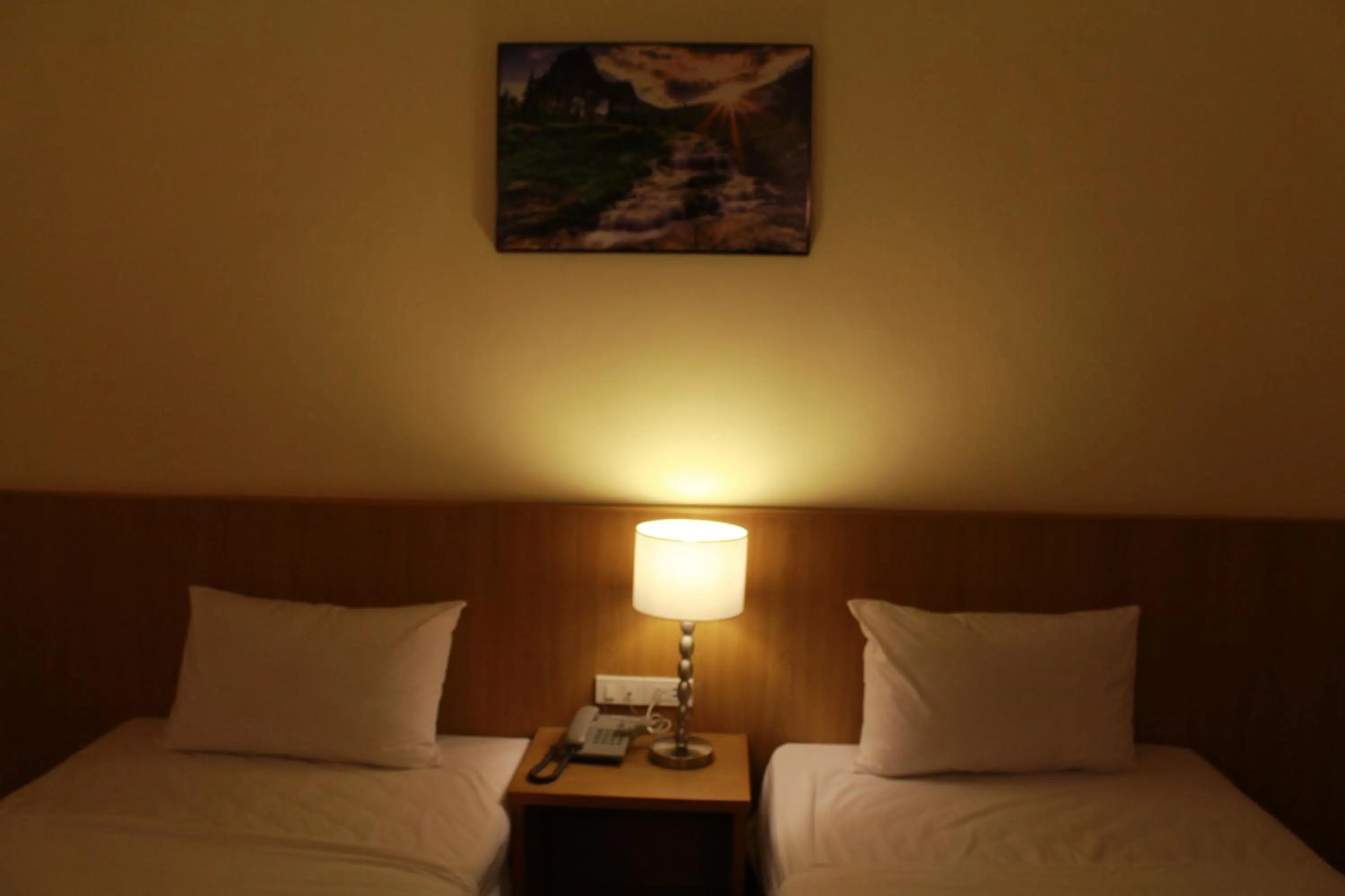 Photo of the whole room, Bed in The Lephant Hotel