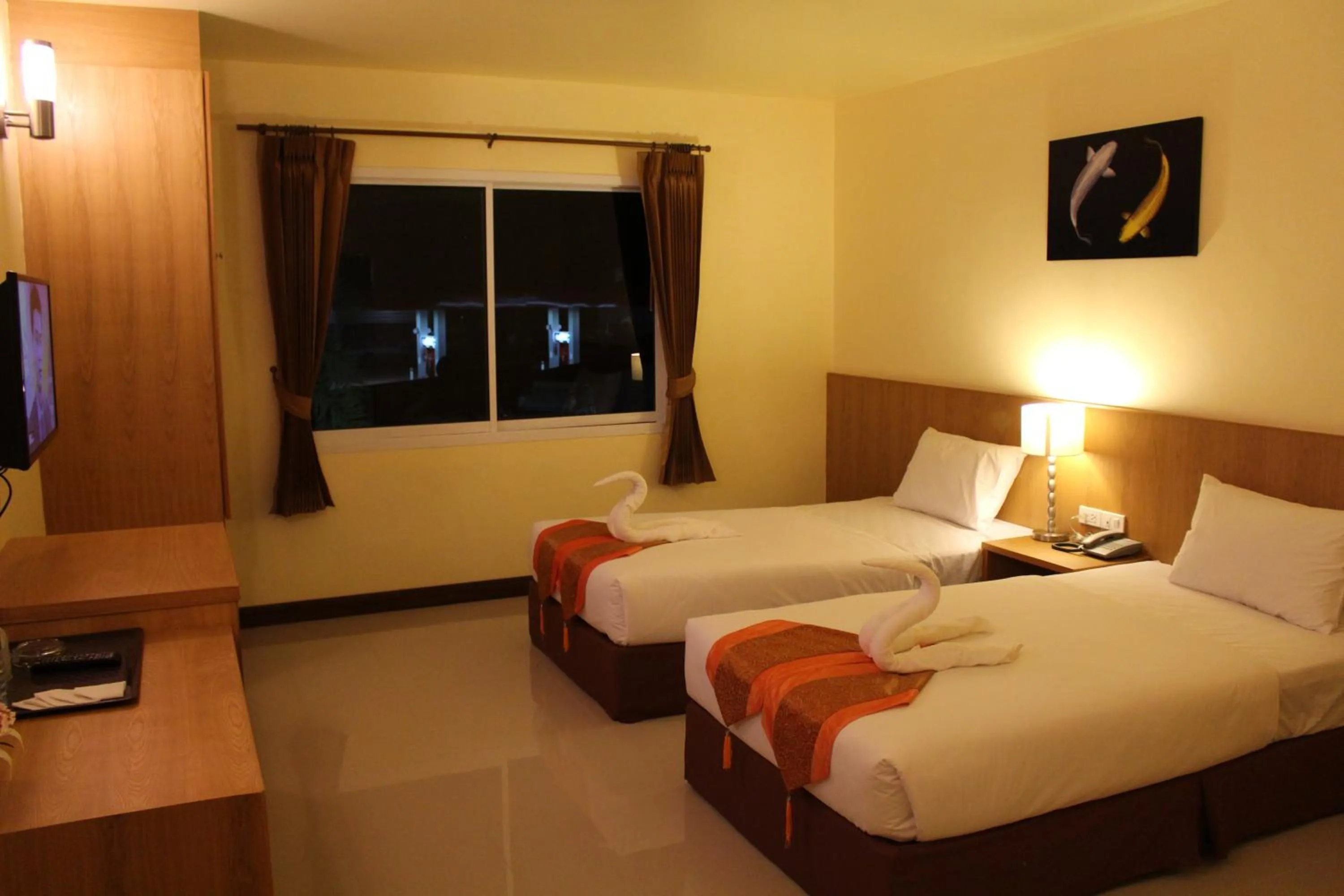 Photo of the whole room, Bed in The Lephant Hotel