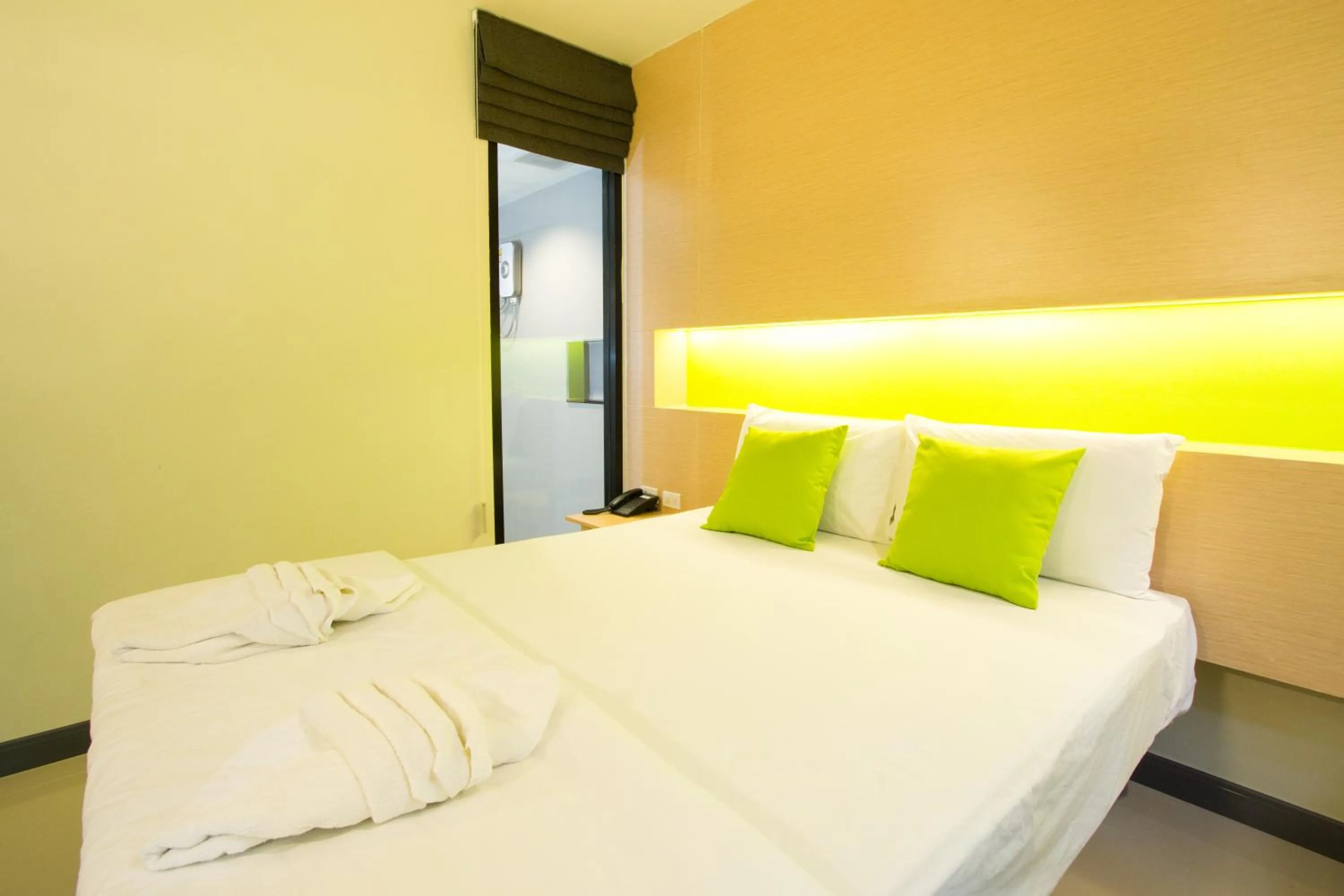 Photo of the whole room, Bed in The Lephant Hotel