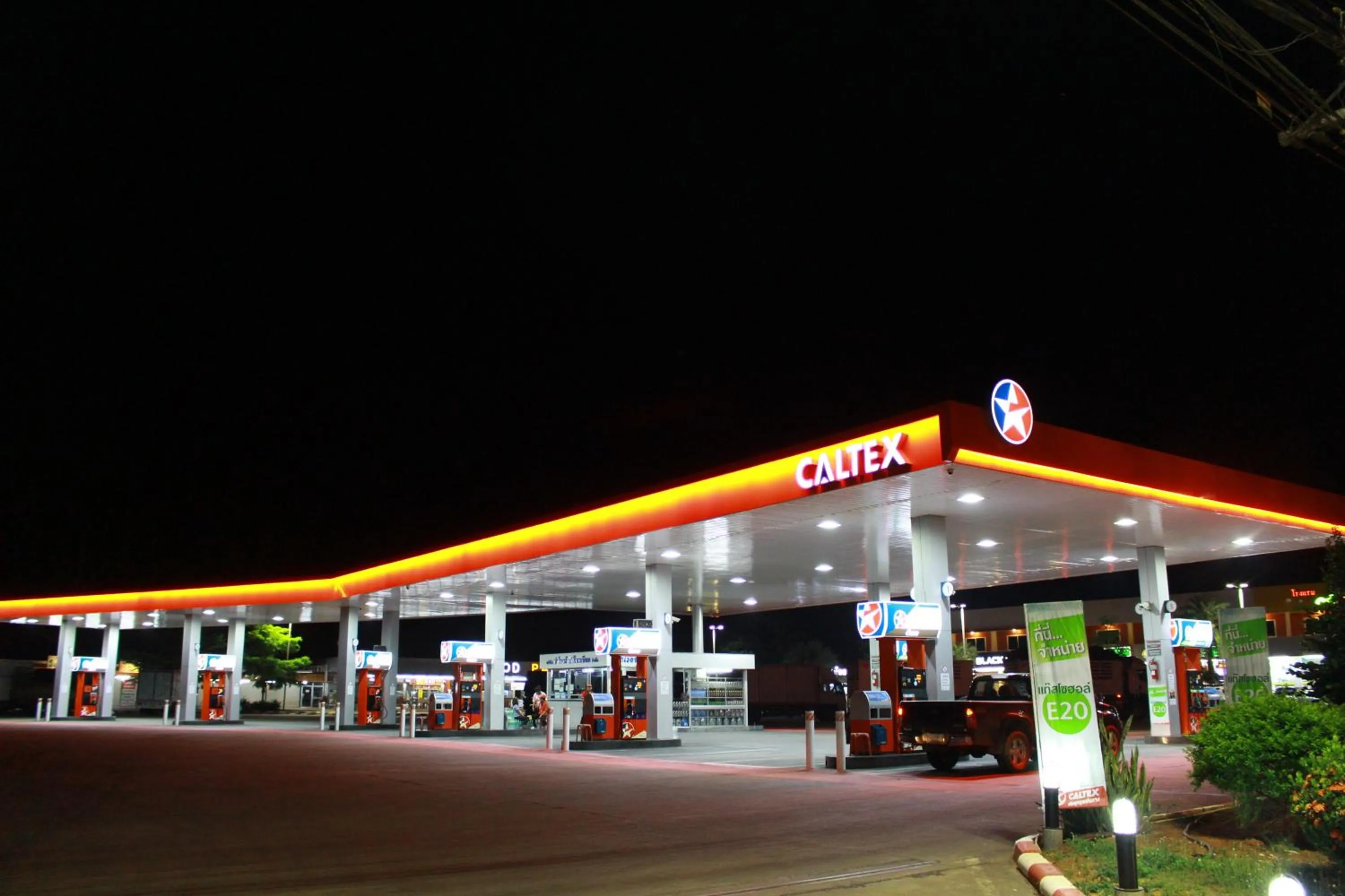 Logo/Certificate/Sign in The Lephant Hotel