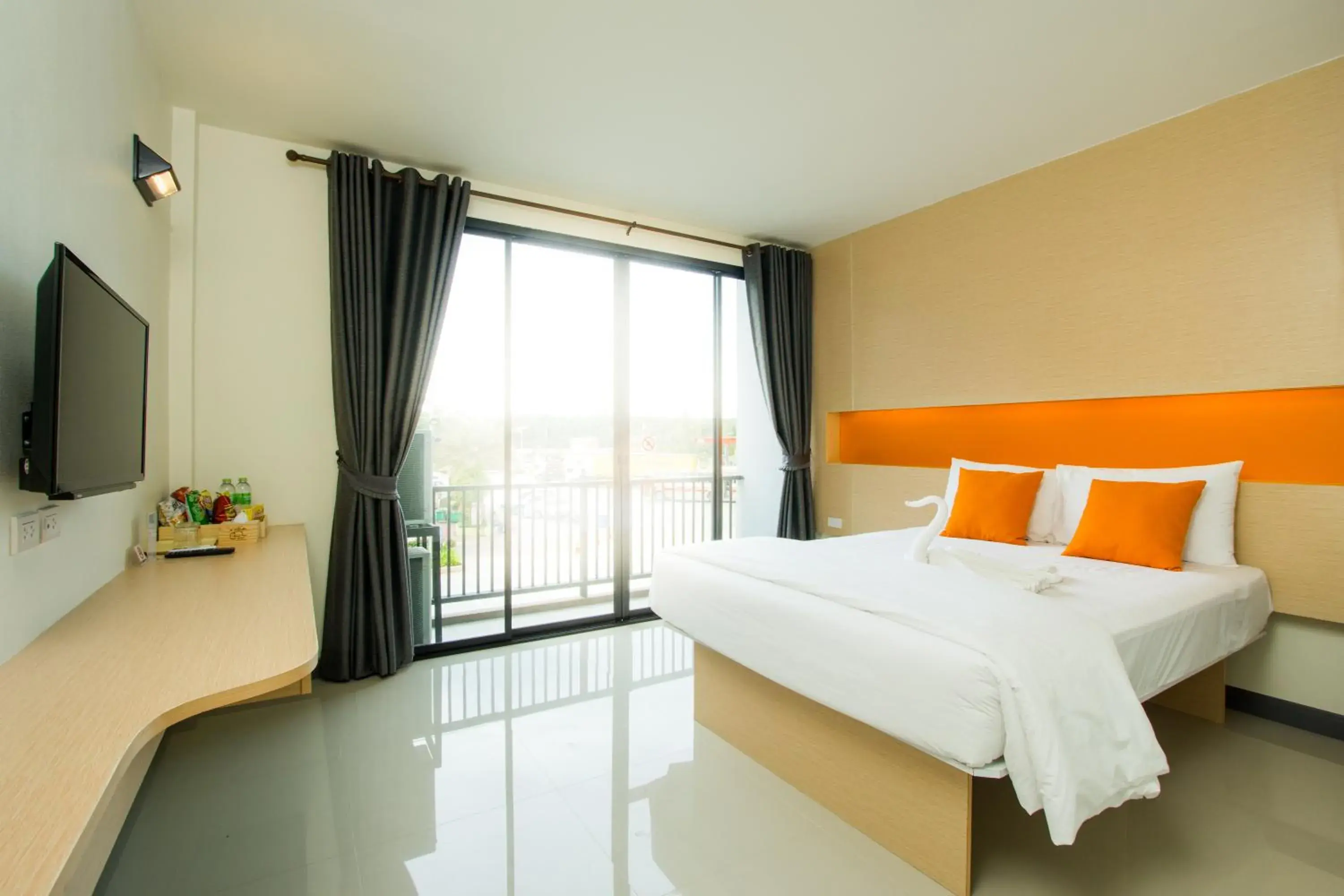 Photo of the whole room, Bed in The Lephant Hotel Photo of the whole room, Bed in The Lephant Hotel