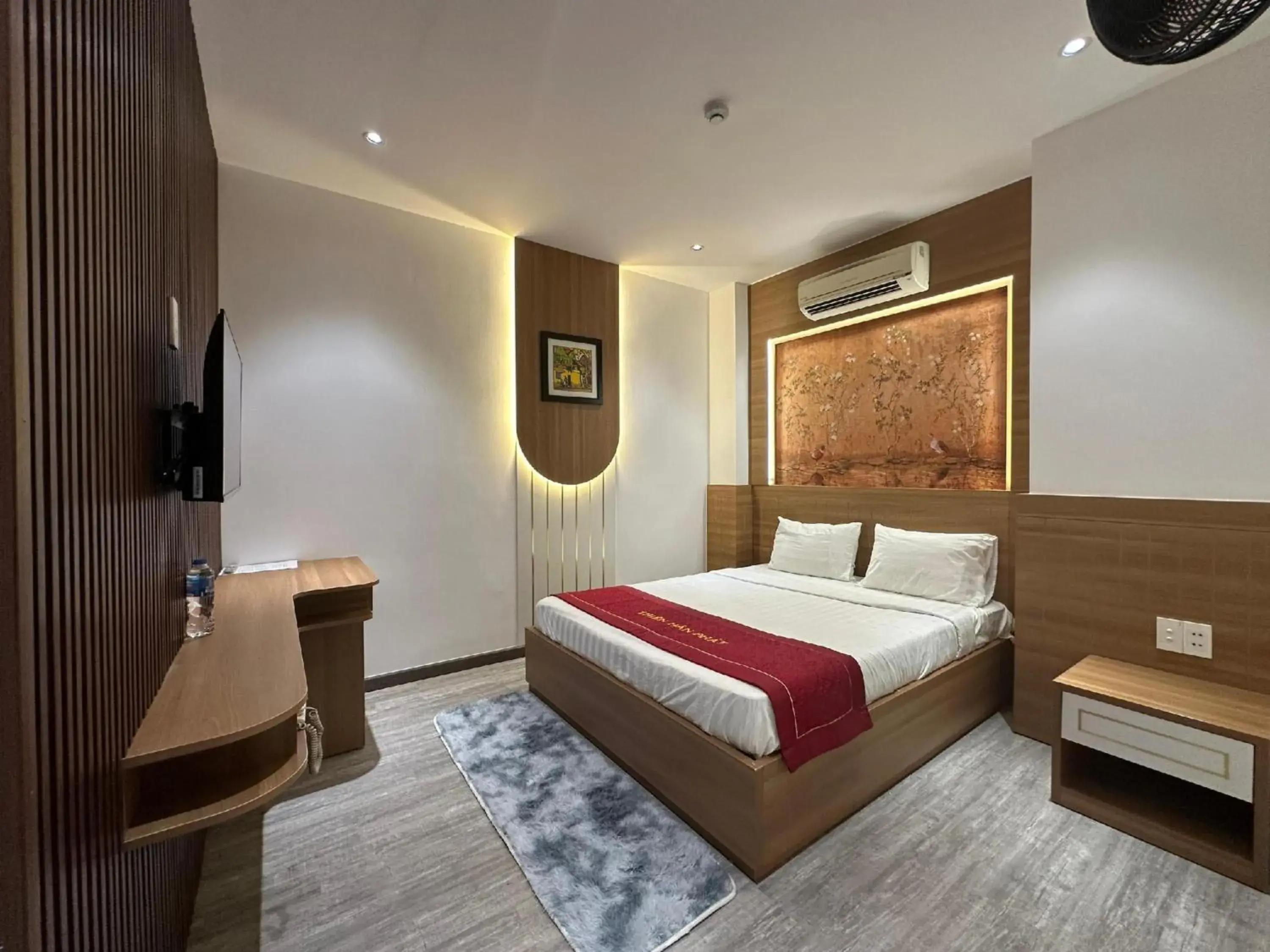 Bedroom, Bed in Thien Han Phat Hotel Bedroom, Bed in Thien Han Phat Hotel