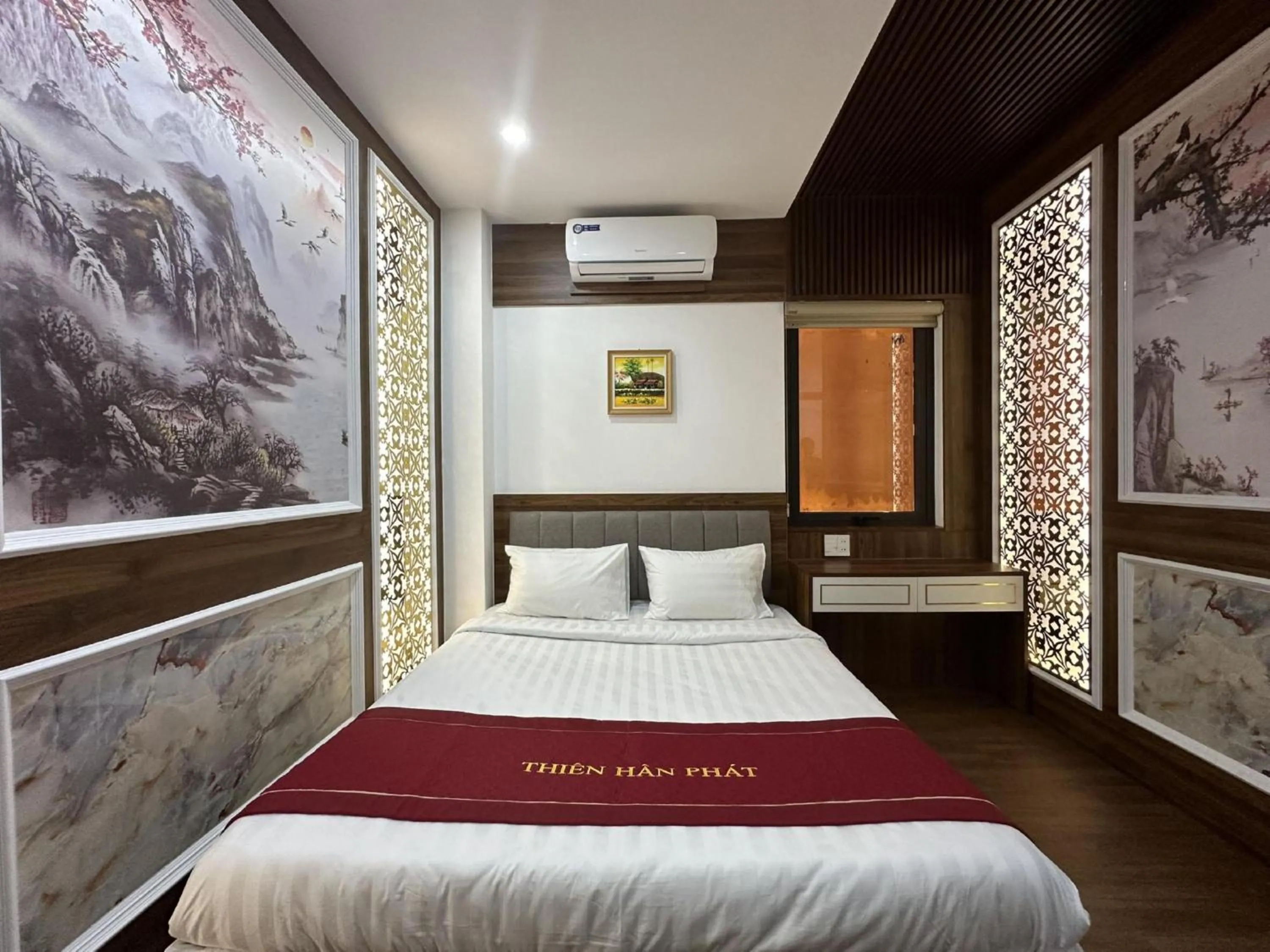 View (from property/room), Bed in Thien Han Phat Hotel