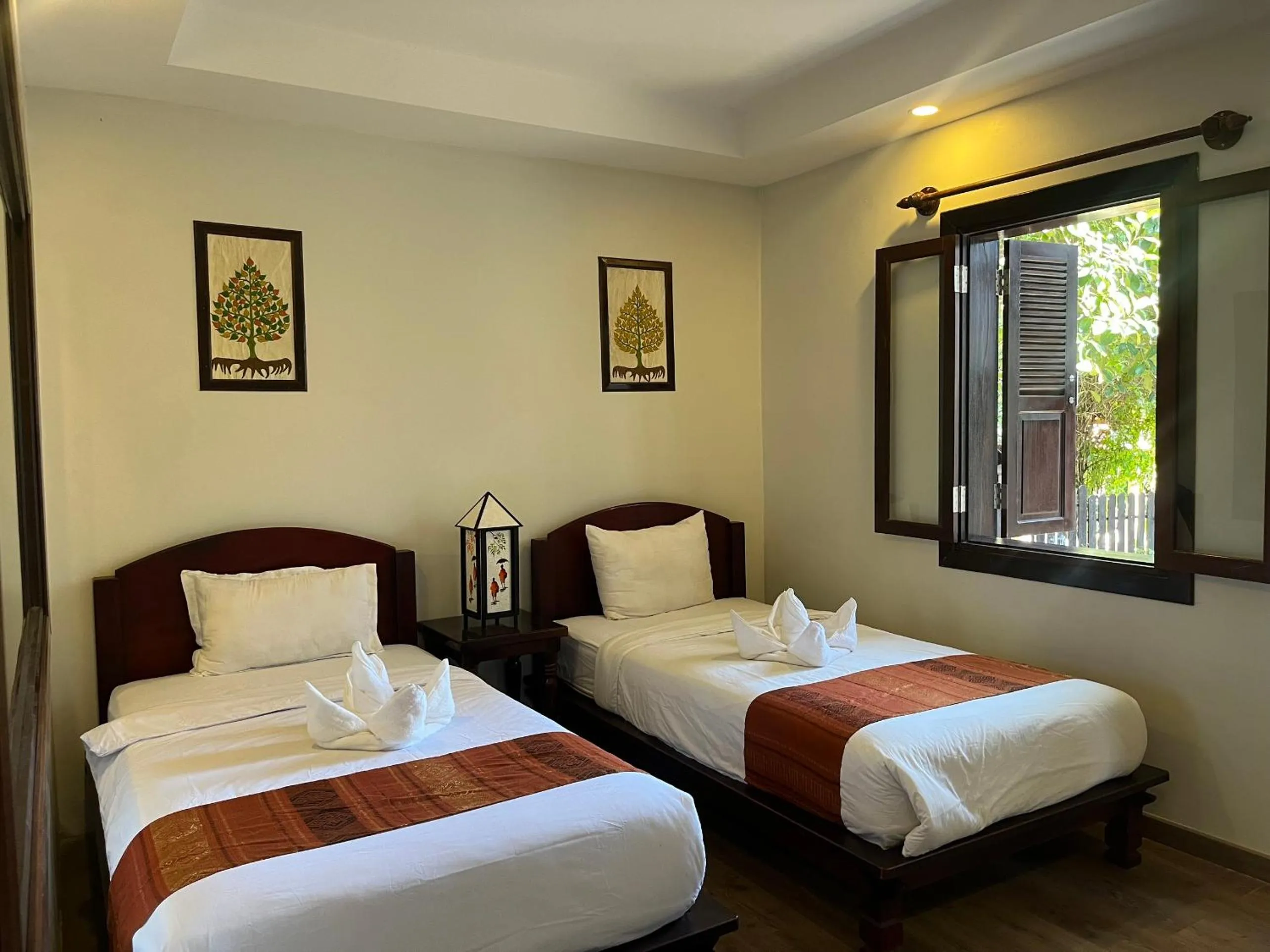 Photo of the whole room in Villa Namkhan Heritage