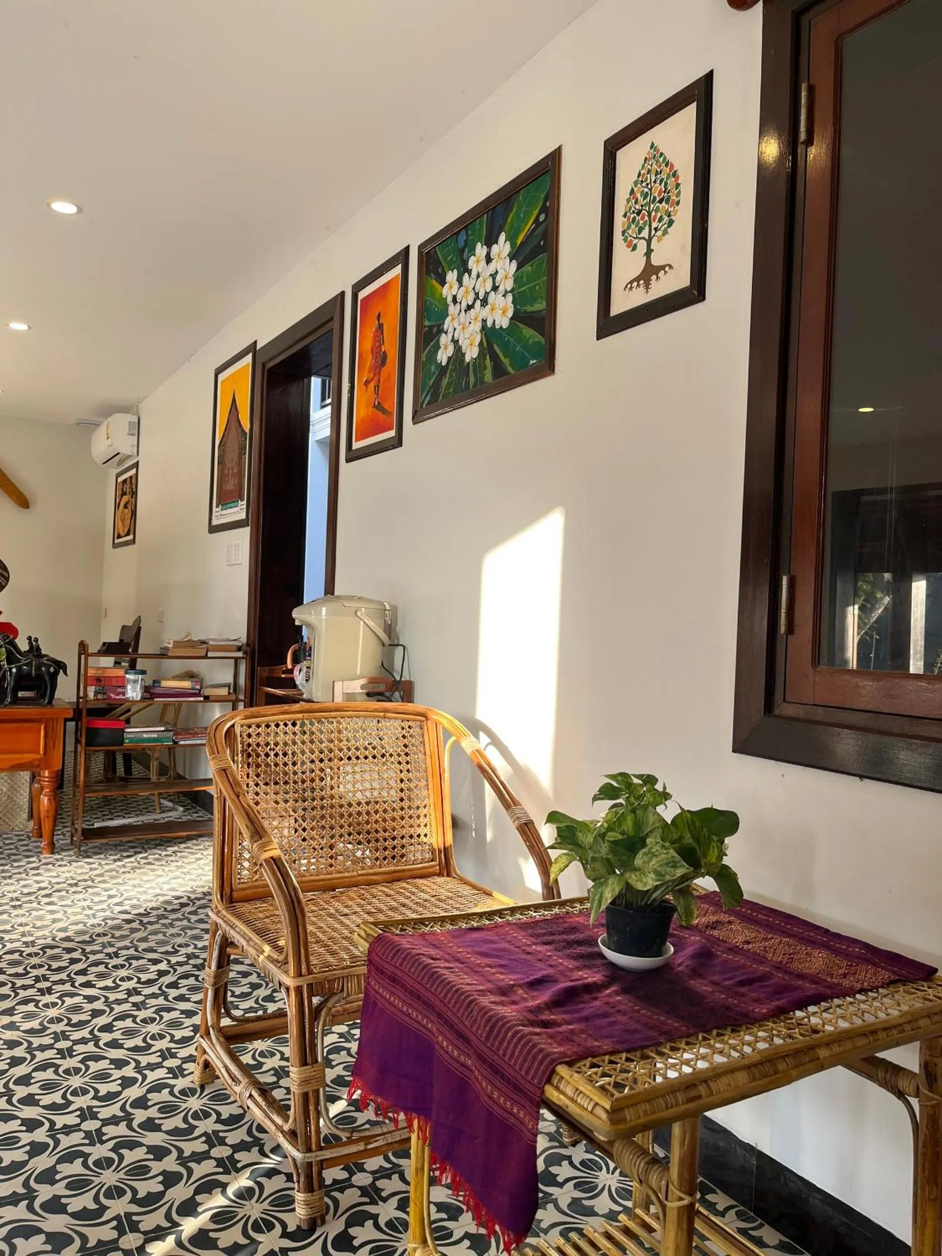 Living room in Villa Namkhan Heritage