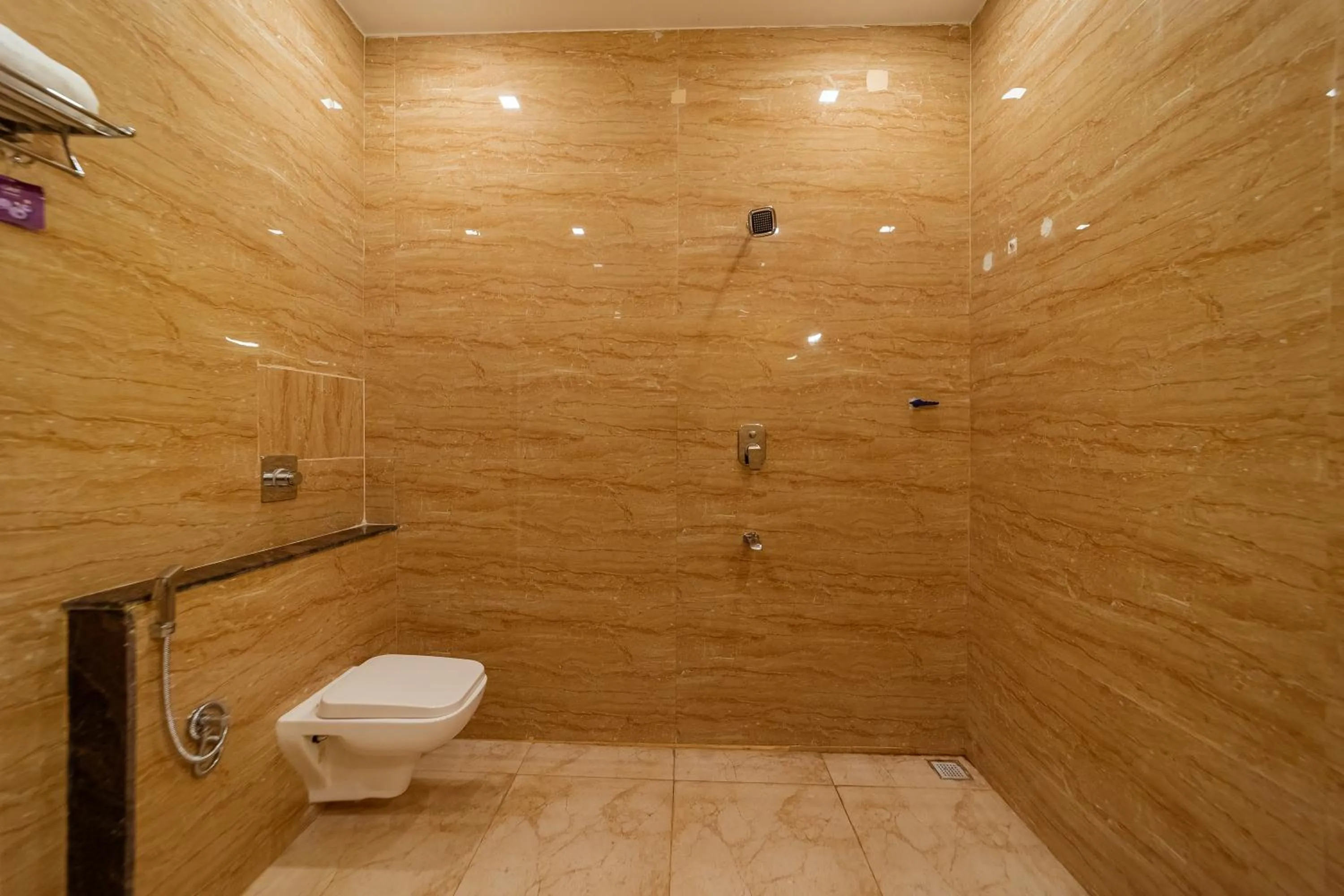 Bathroom in Magizhvanam