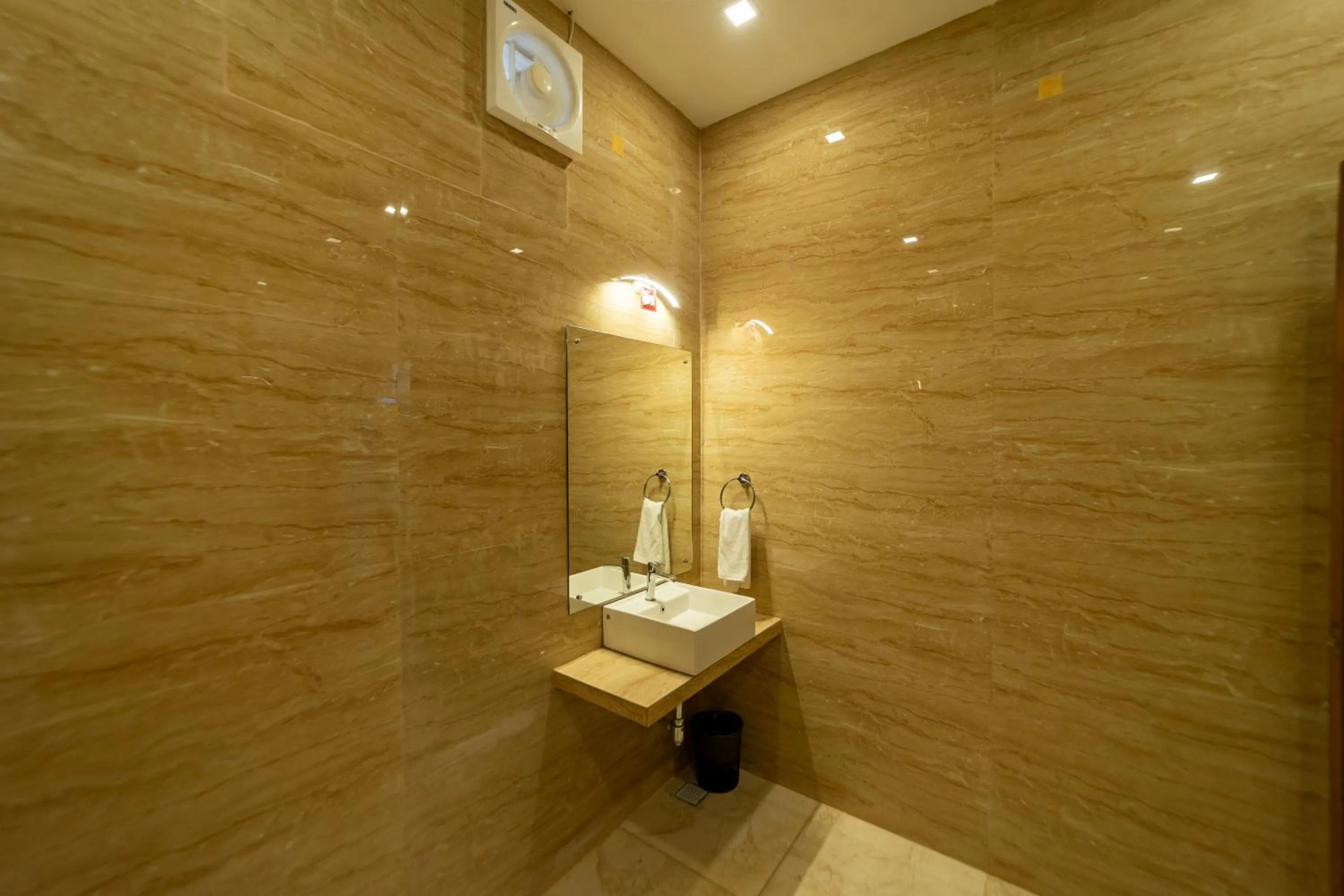 Bathroom in Magizhvanam