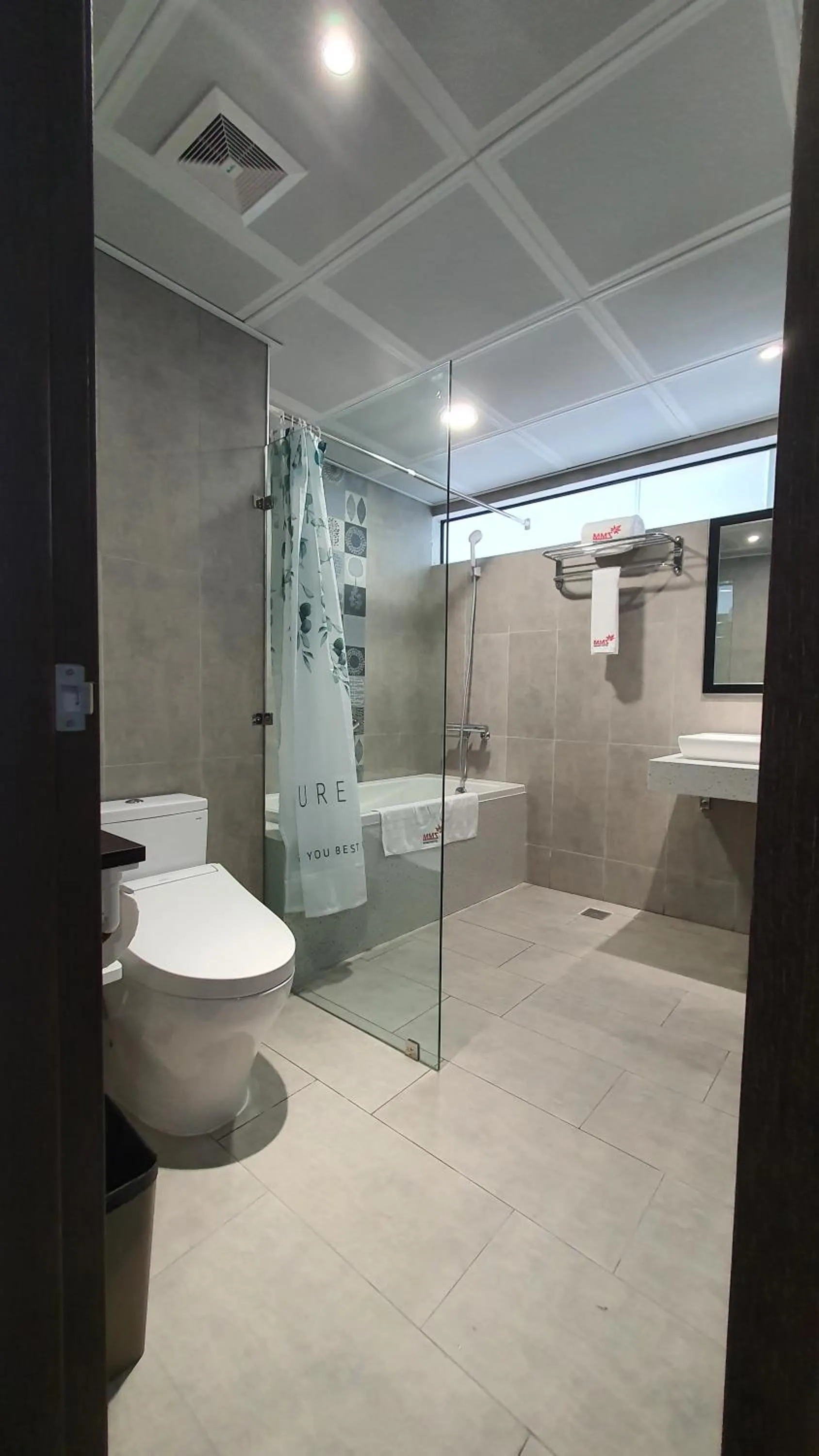 Bathroom in MOMIZI HANOI 2 - PHAN KE BINH