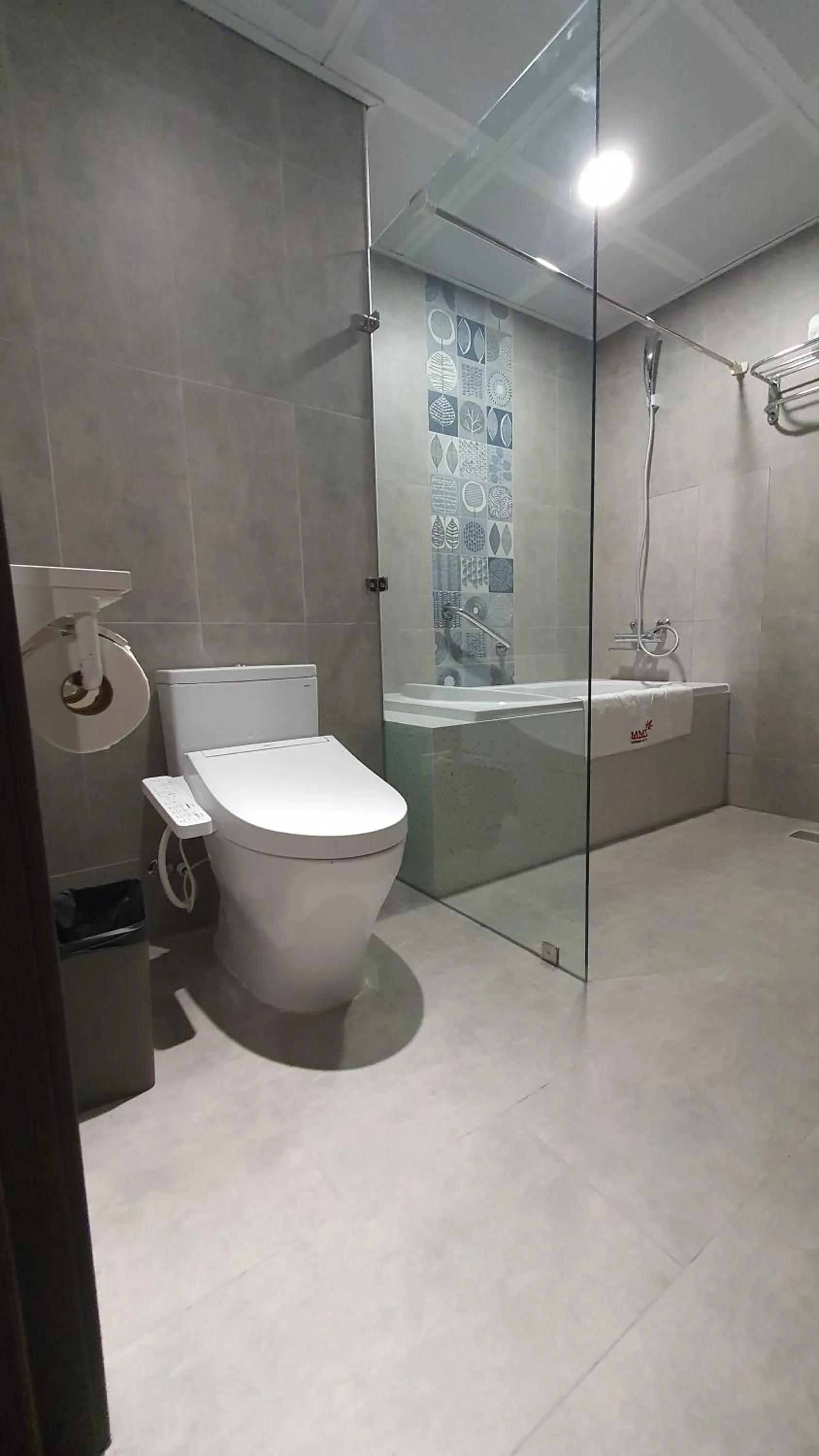 Toilet in MOMIZI HANOI 2 - PHAN KE BINH