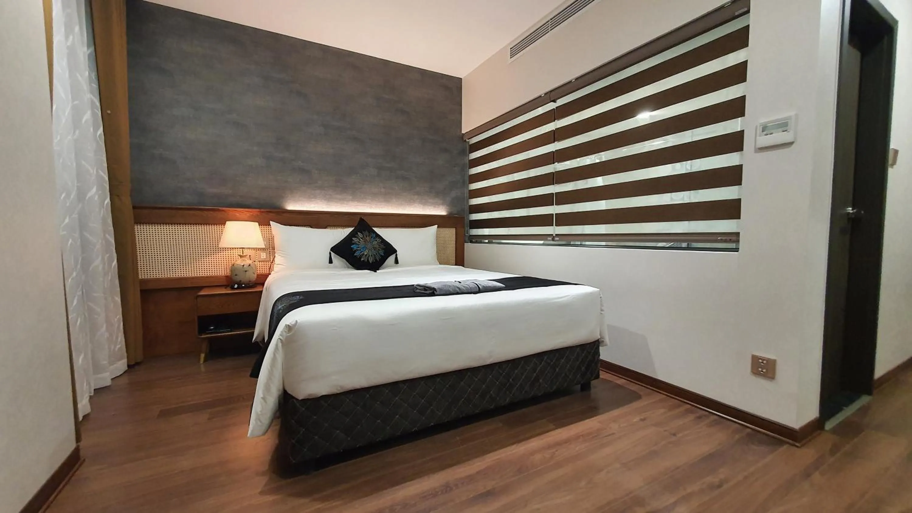 Bed in MOMIZI HANOI 2 - PHAN KE BINH