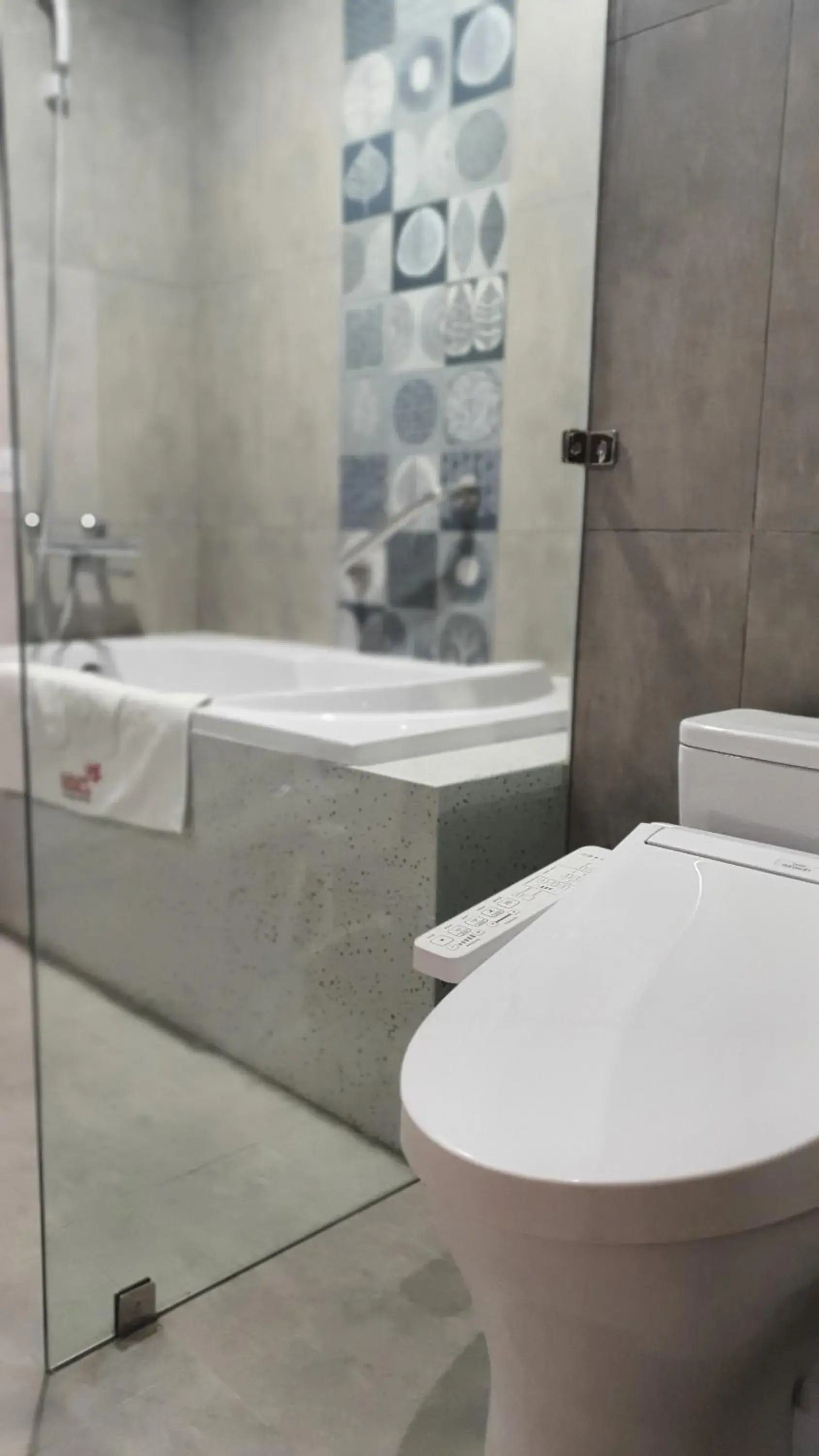 Deluxe King Room - single occupancy in MOMIZI HANOI 2 - PHAN KE BINH Deluxe King Room - single occupancy in MOMIZI HANOI 2 - PHAN KE BINH