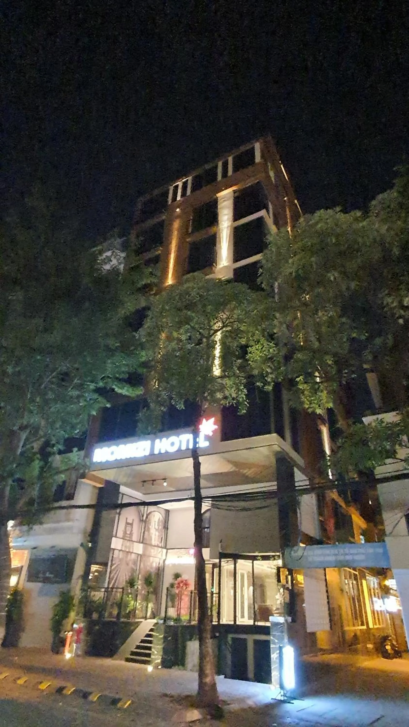 Off site in MOMIZI HANOI 2 - PHAN KE BINH