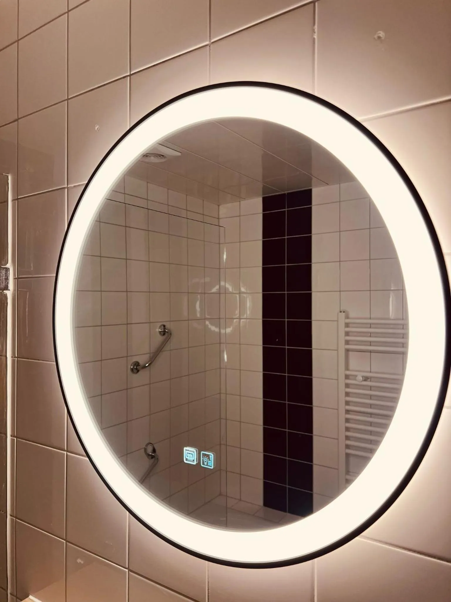 Bathroom in Hotel Restaurant 'de Vossenberg'