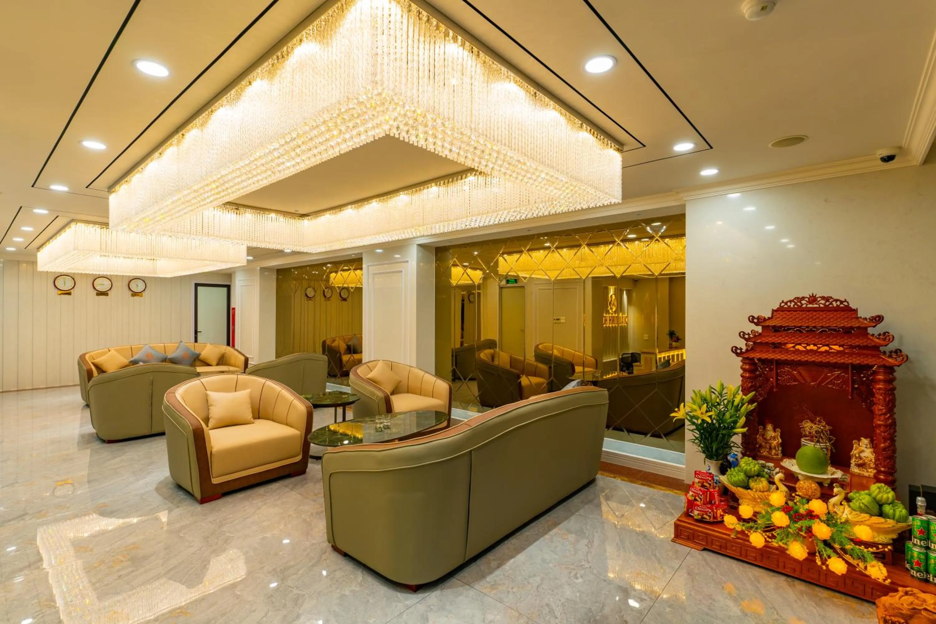 Lobby or reception in CM Hotel & Apartment
