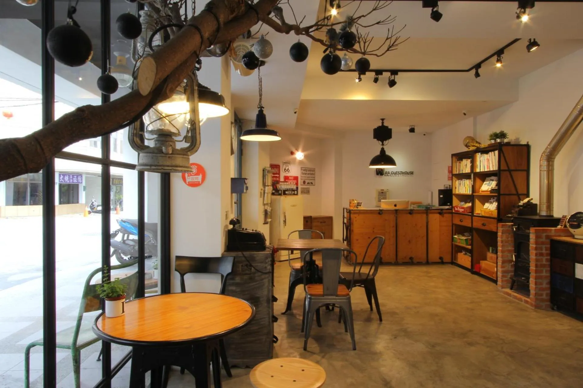 Communal lounge/ TV room in 仁愛小公館-市區近東大門