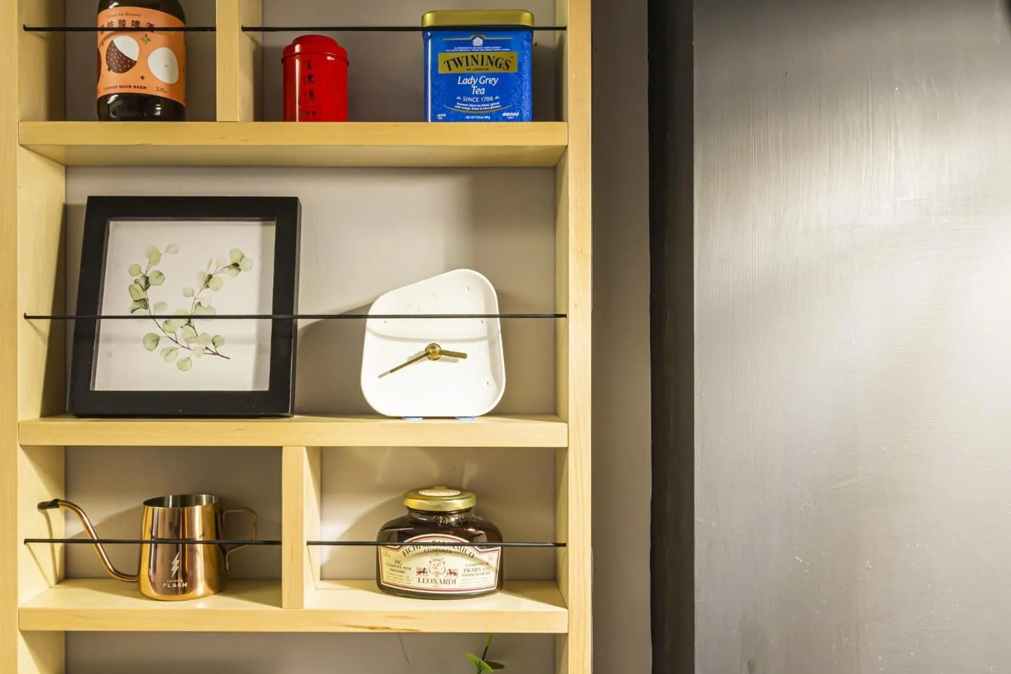 Decorative detail in 仁愛小公館-市區近東大門