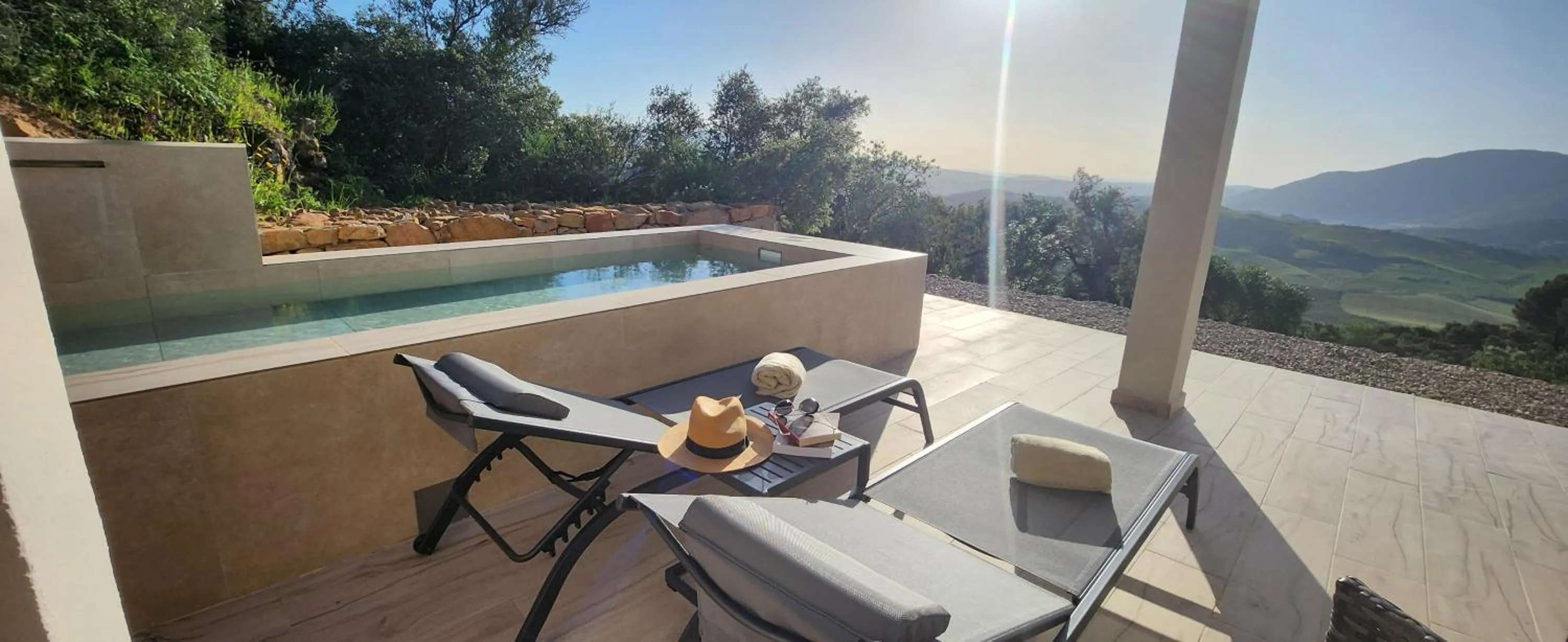 Mountain view in Las estrellas del duende