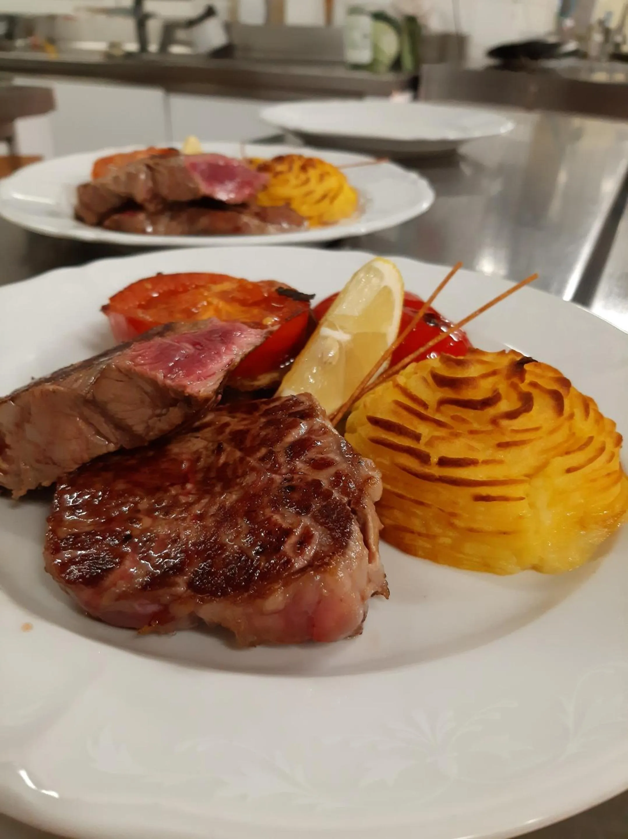 Restaurant/places to eat in Hotel Rodes