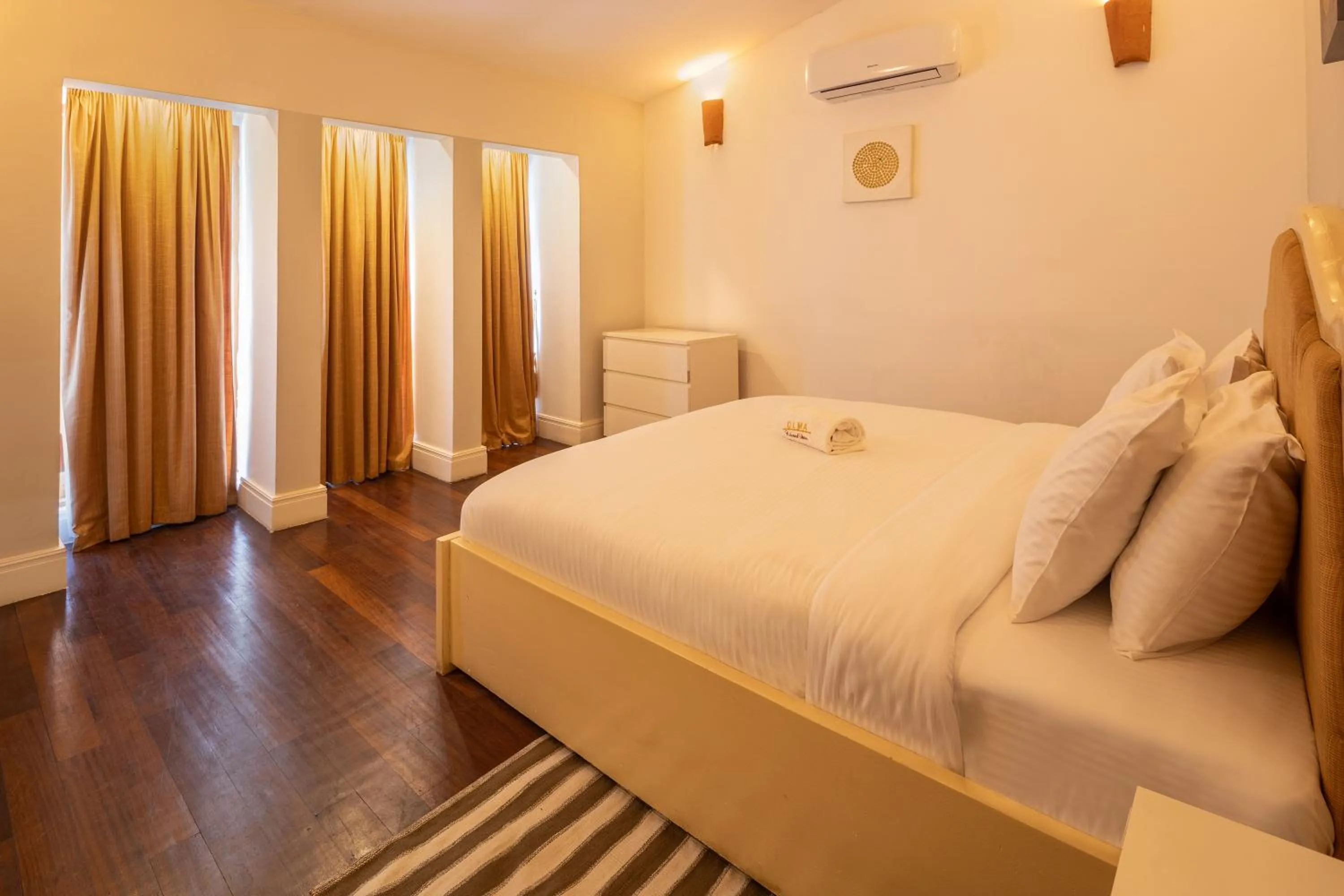 Bedroom, Bed in Olma Hotel & Suites