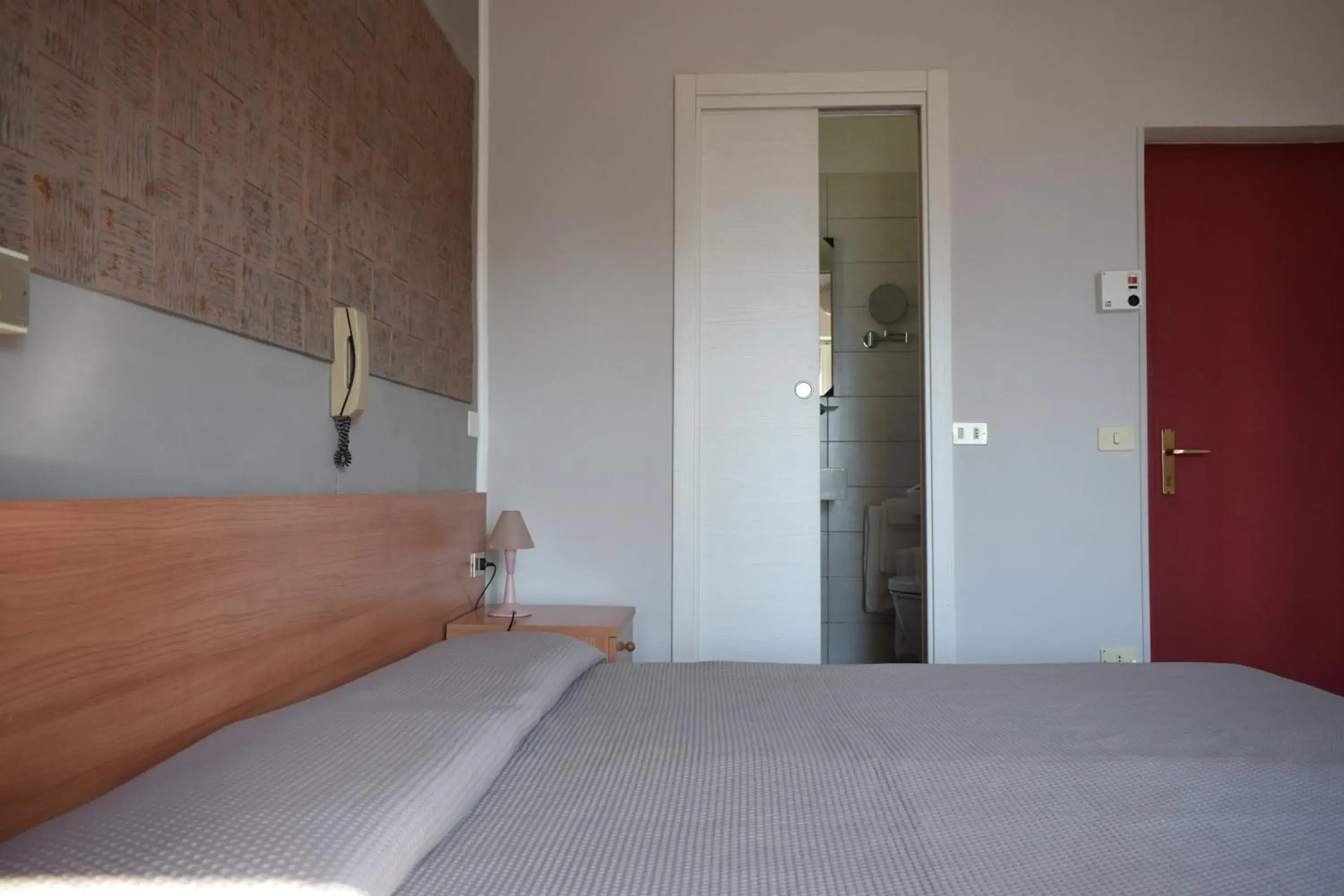 Photo of the whole room, Bed in Albergo Al Pescatore