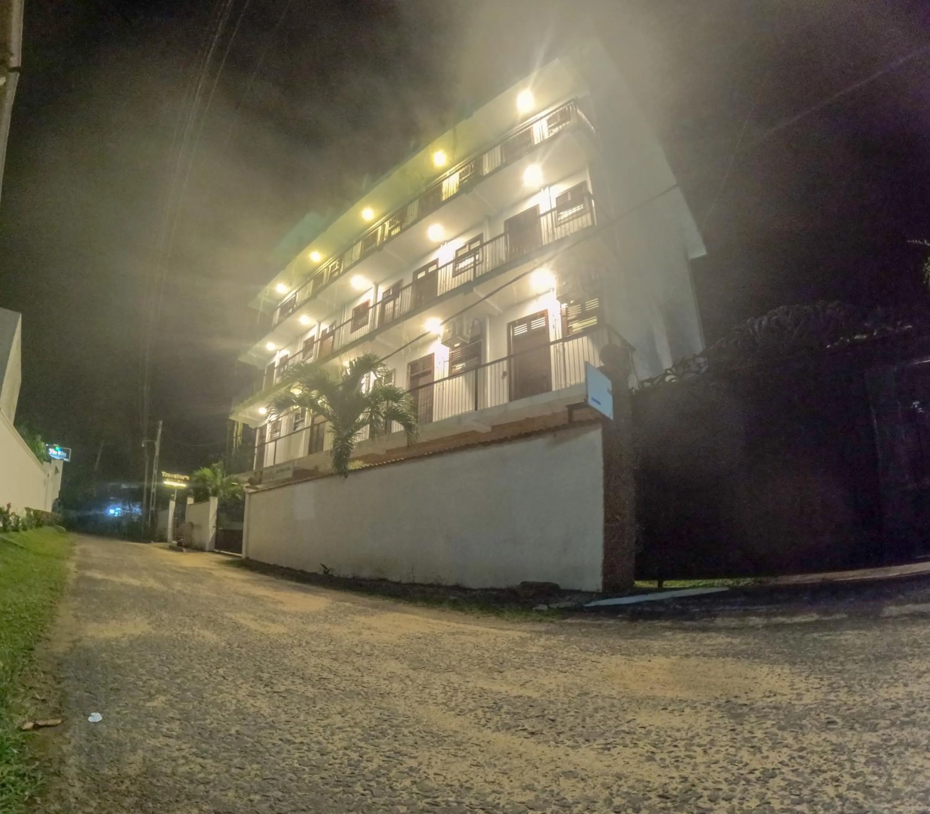 Property building in Traveller's Hotel Hikkaduwa
