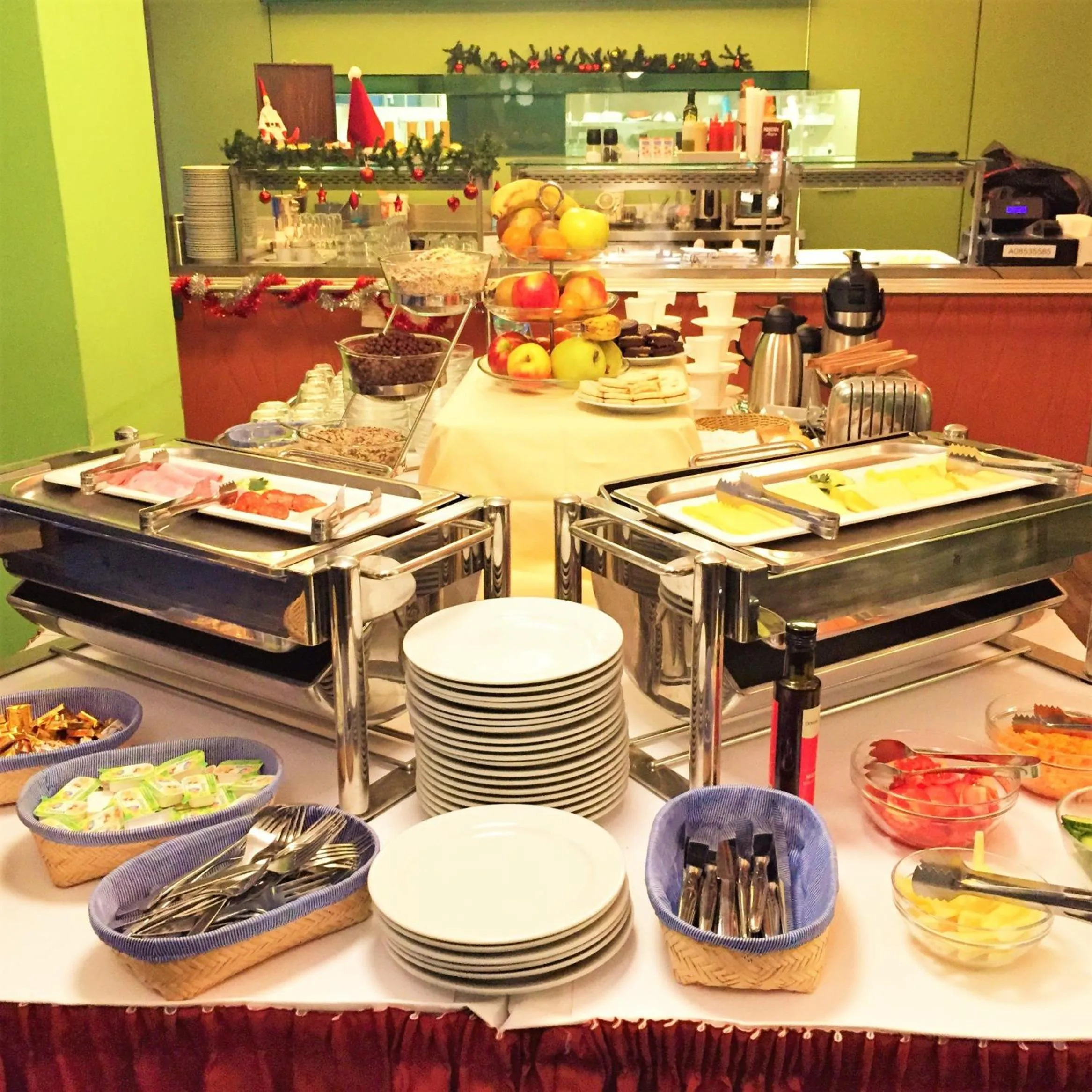 Breakfast in SWU Opera